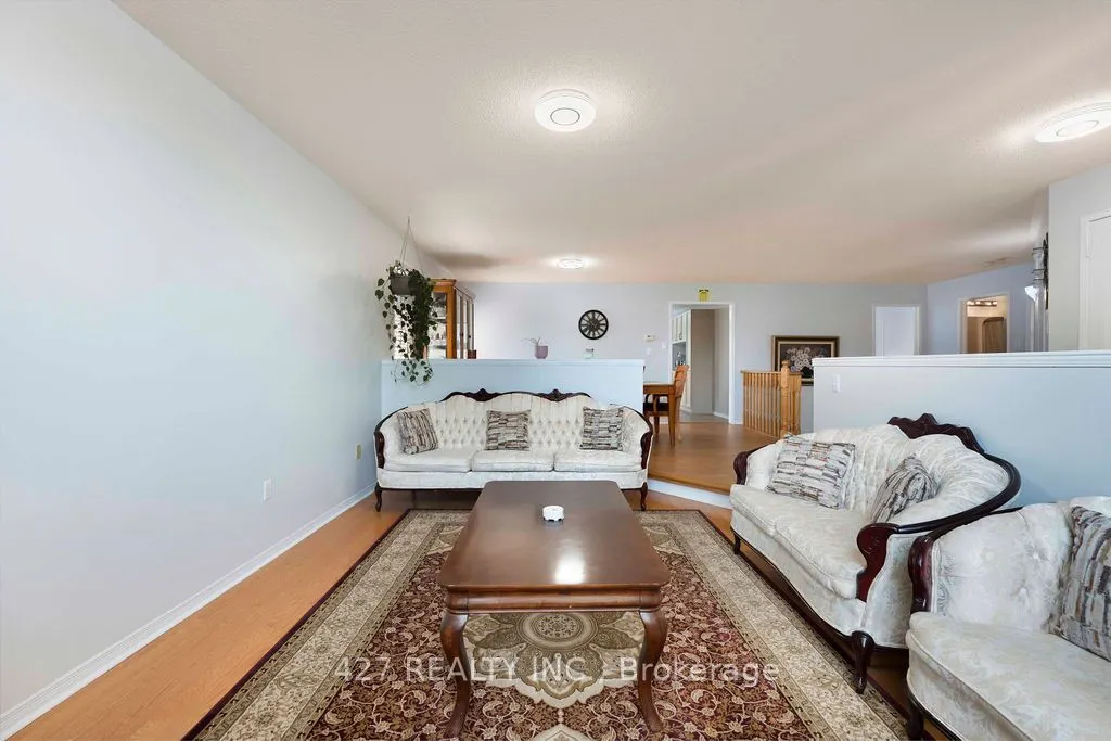59 Eastview Crescent
