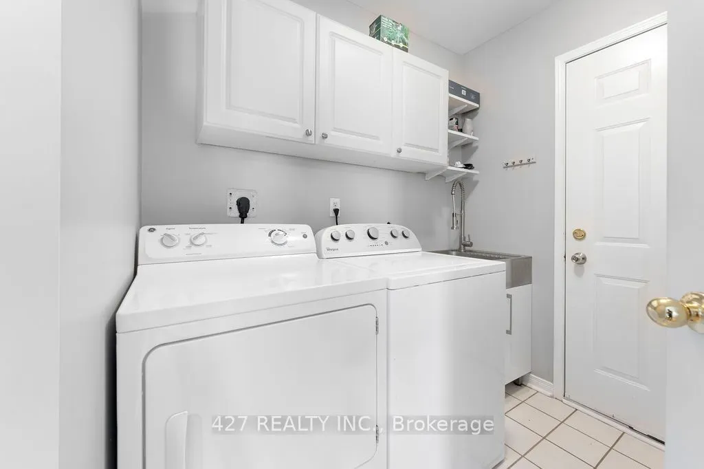 59 Eastview Crescent