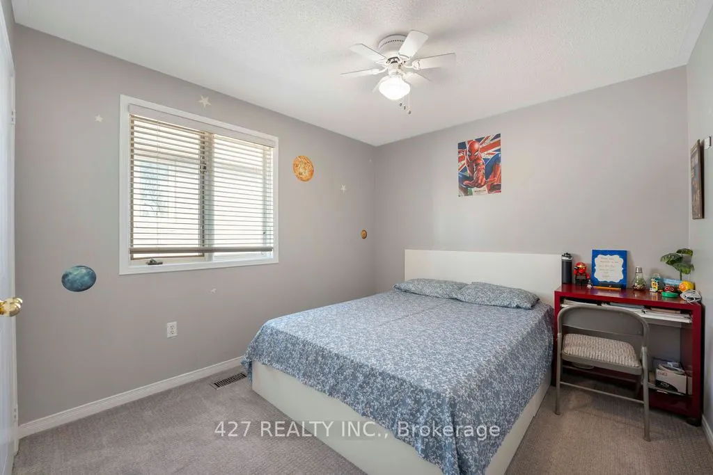 59 Eastview Crescent