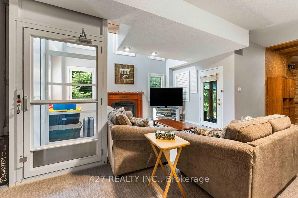 59 Eastview Crescent