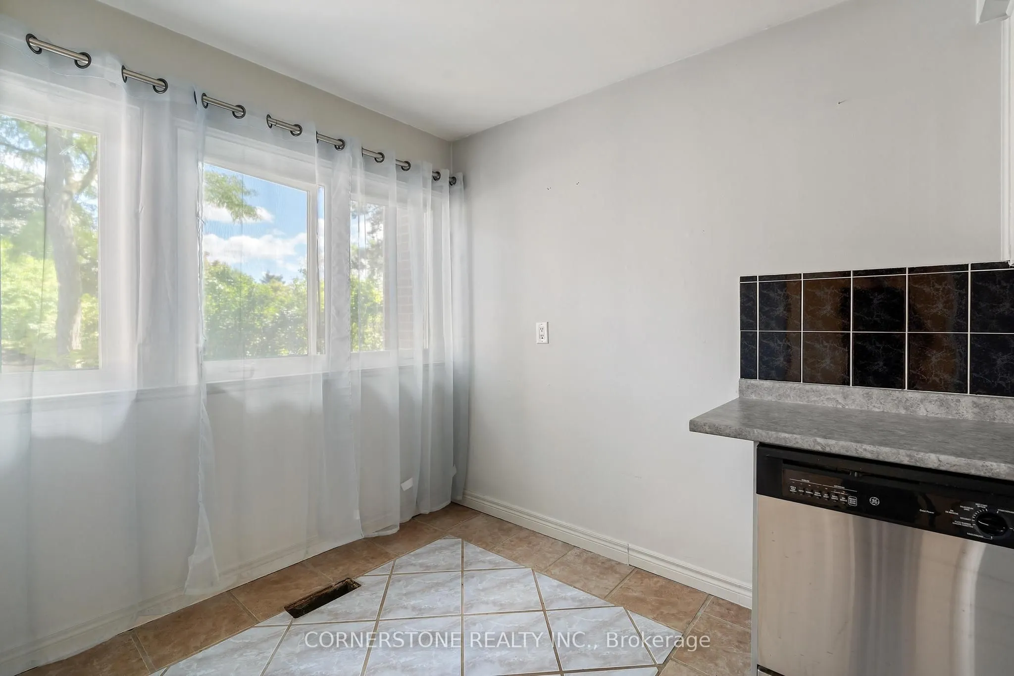 2881 Windwood Drive, #1
