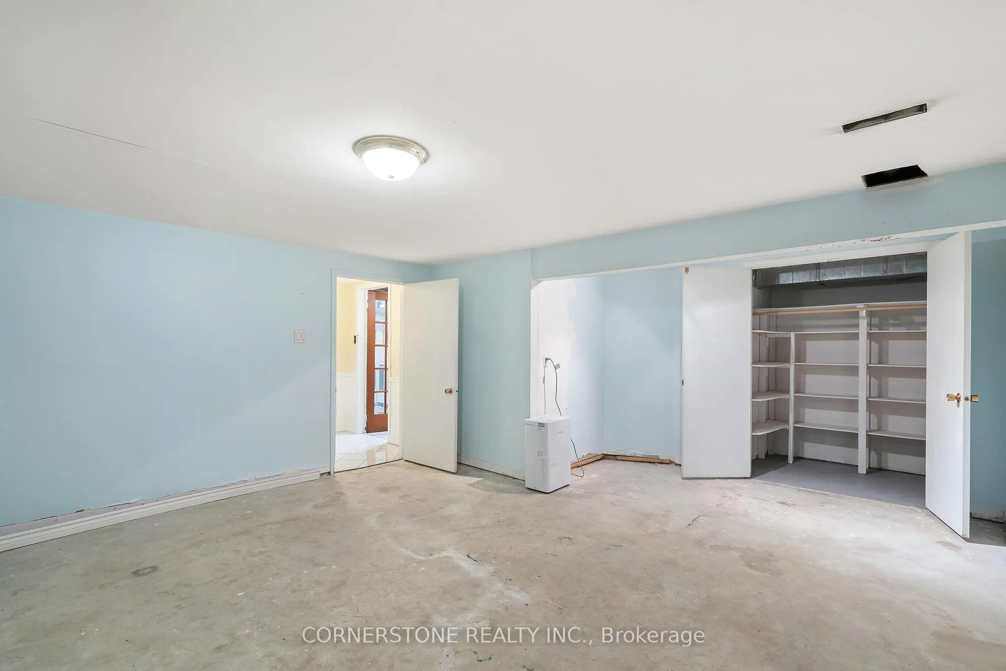 2881 Windwood Drive, #1