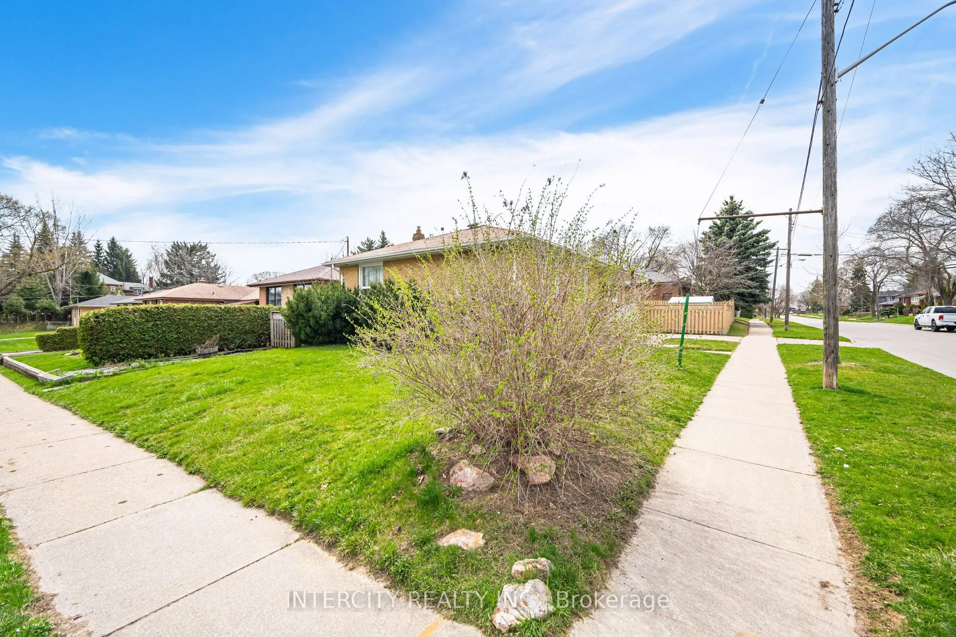 31 Munhall Road