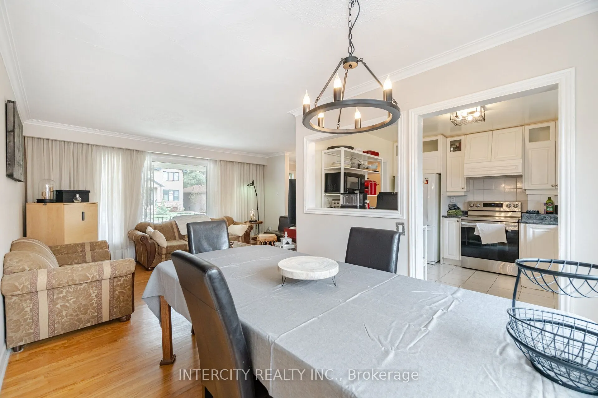 31 Munhall Road