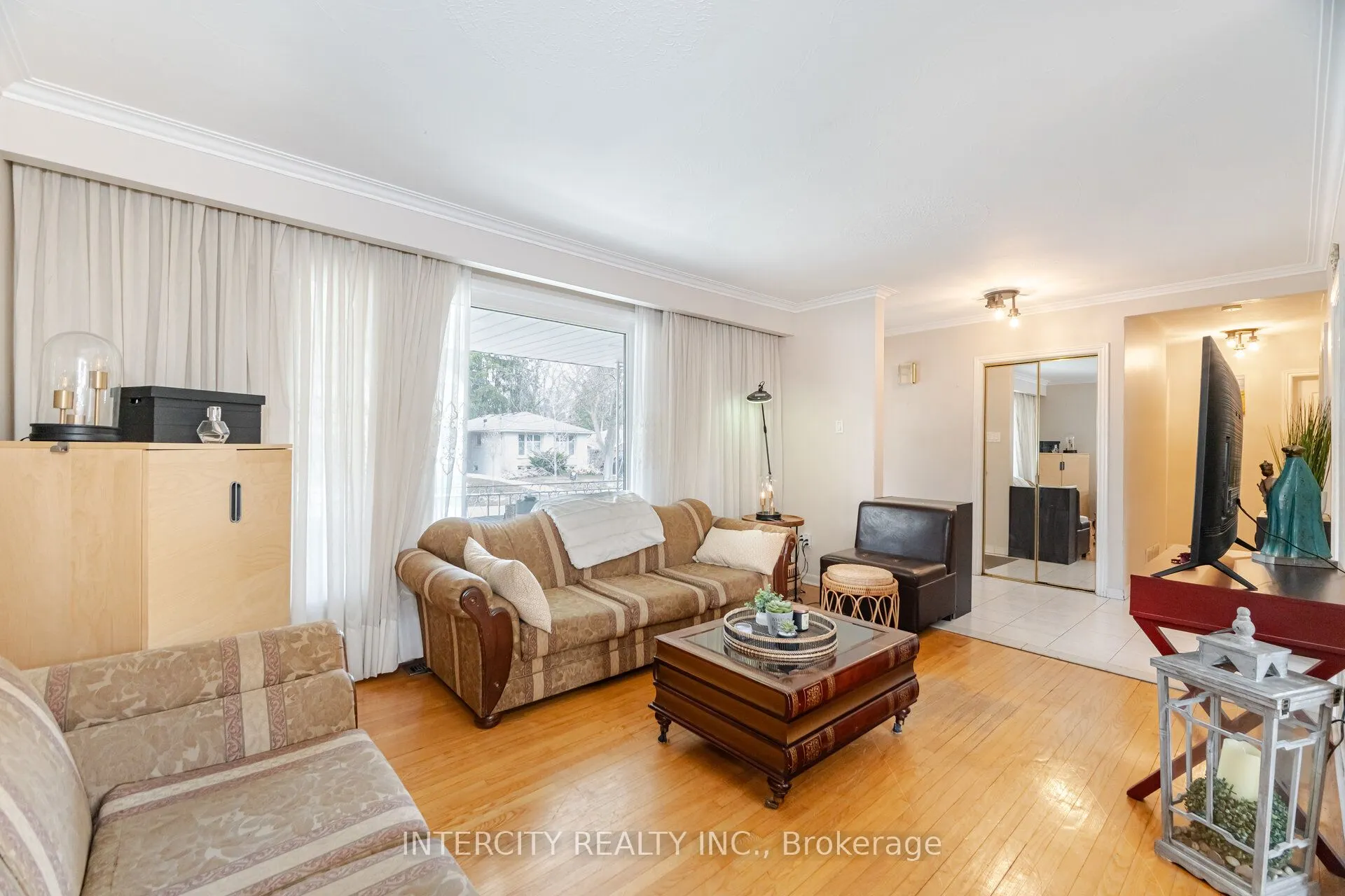 31 Munhall Road