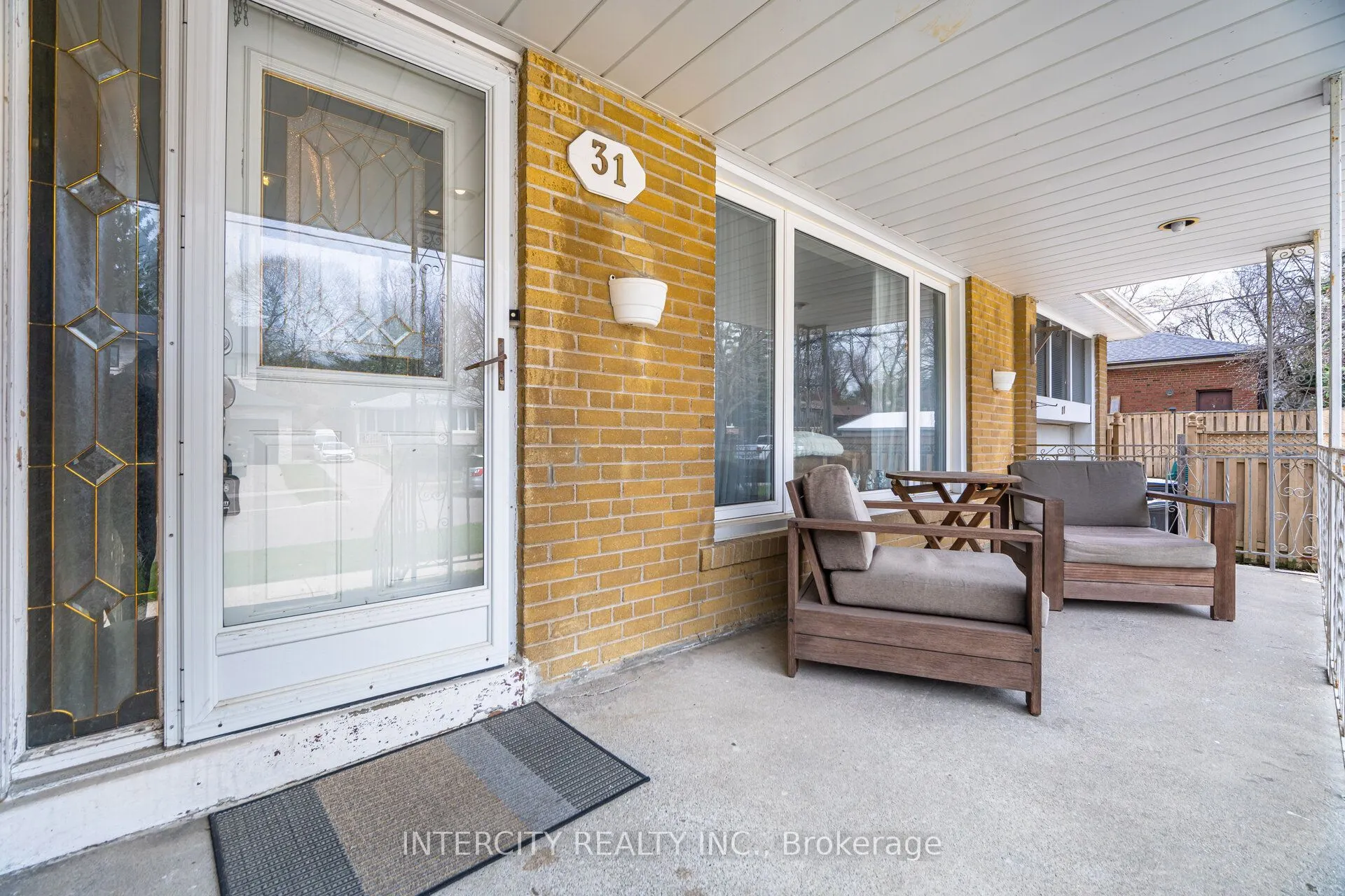 31 Munhall Road