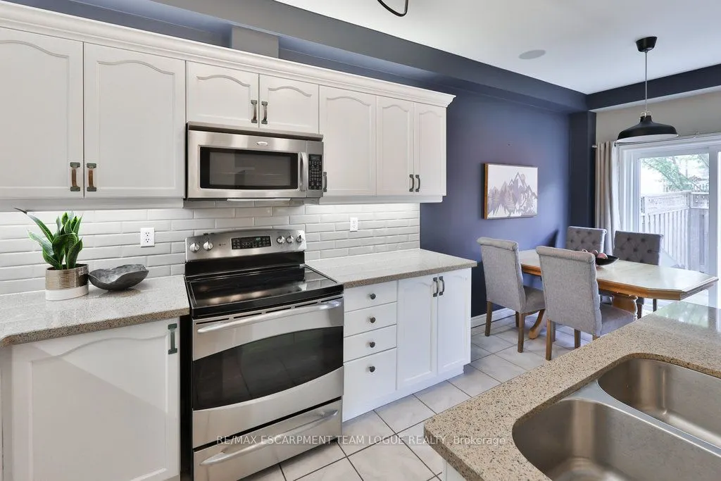 2229 WALKERS Line, #7