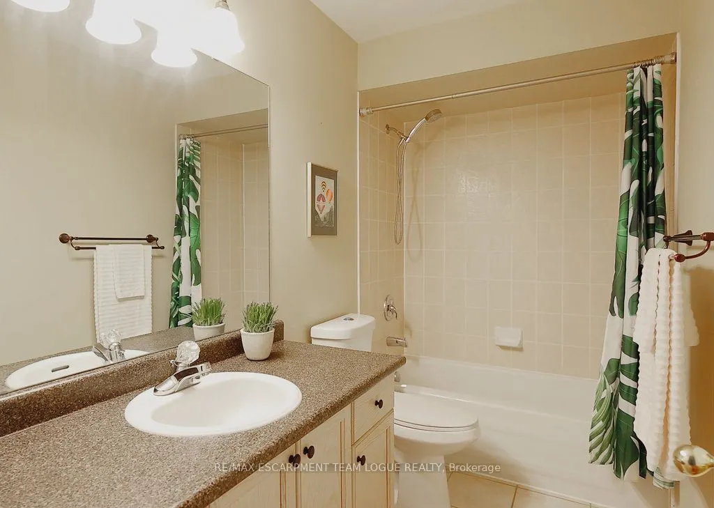 2229 WALKERS Line, #7