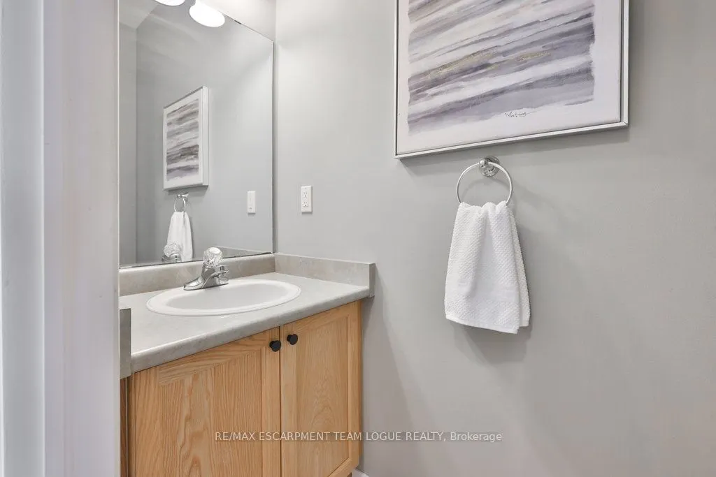 2229 WALKERS Line, #7