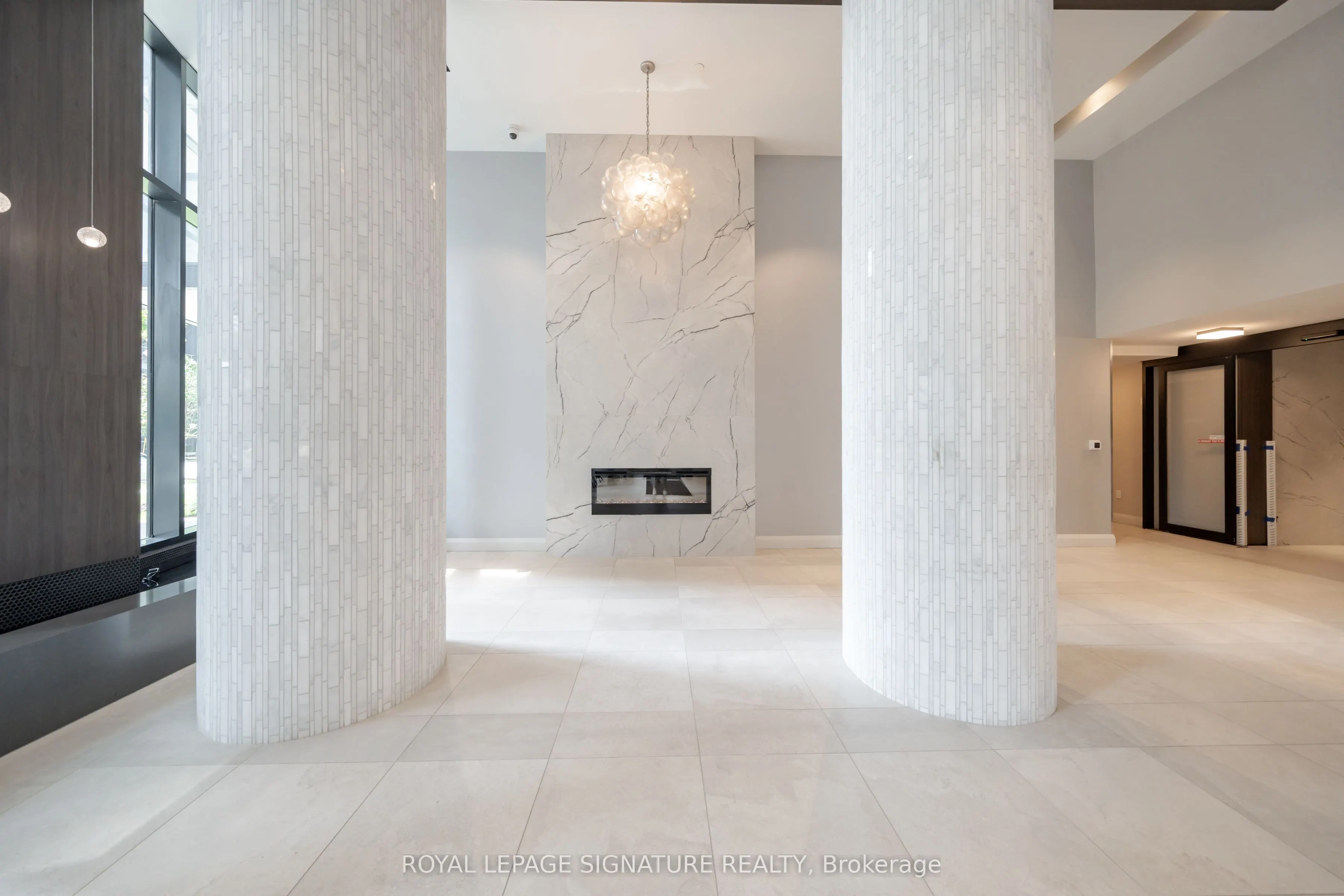 38 Annie Craig Drive, #2208