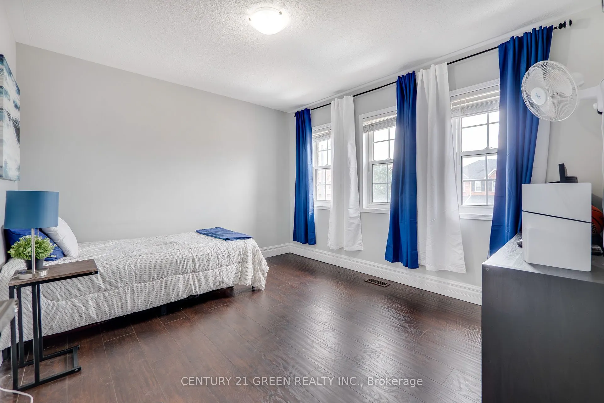 3873 Brinwood Gate