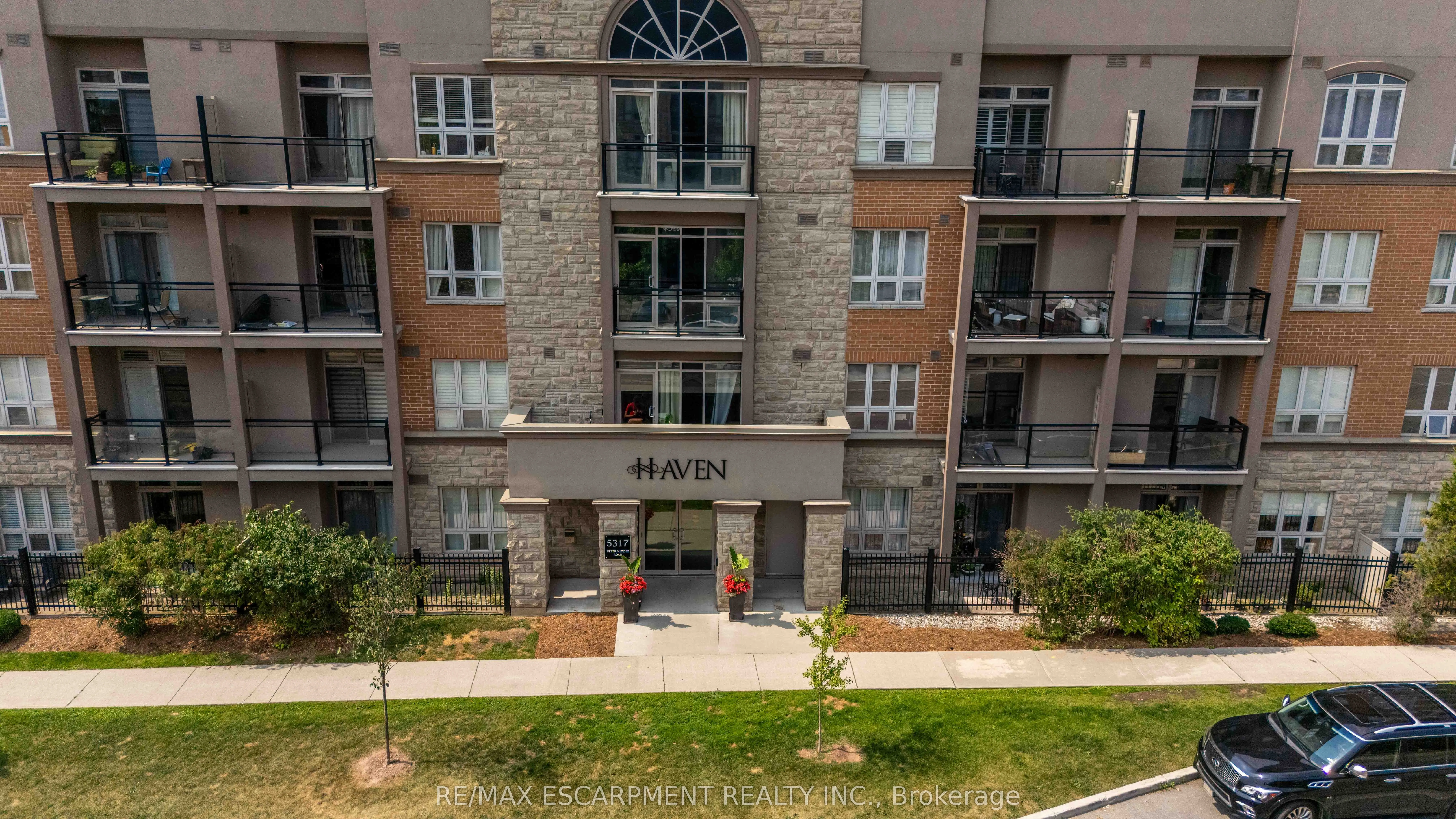 5317 Upper Middle Road, #422