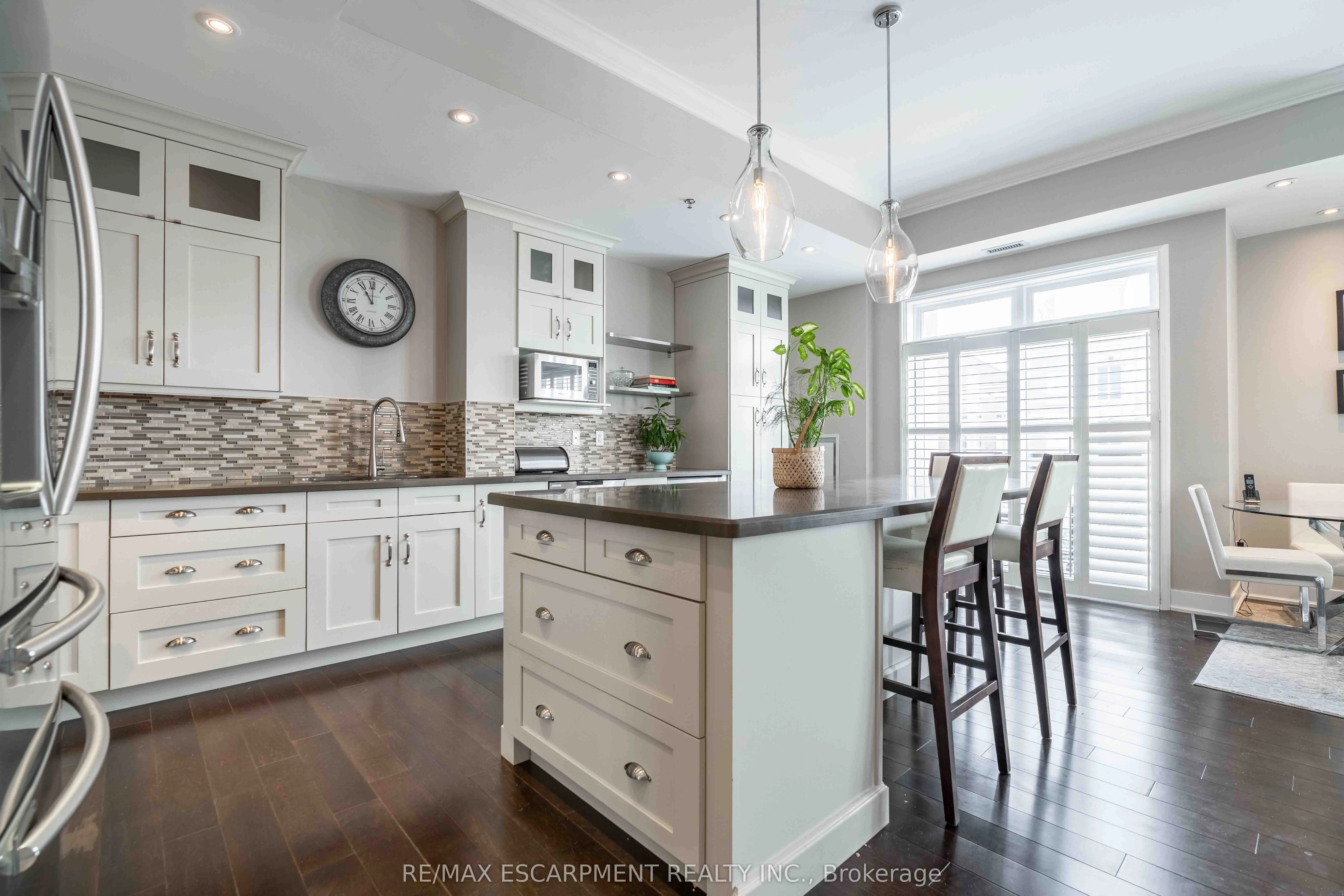5317 Upper Middle Road, #422