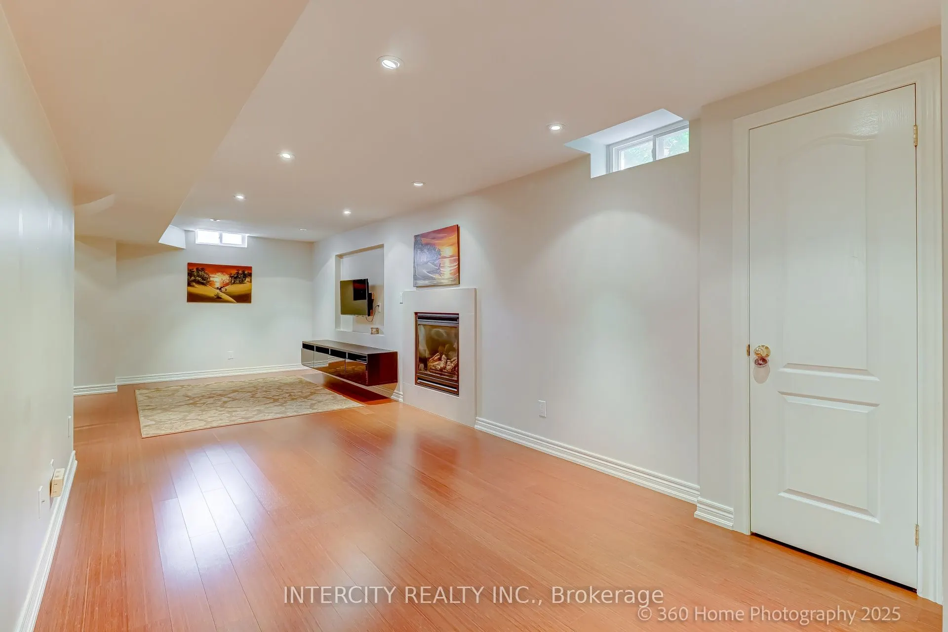 539 Langport Court