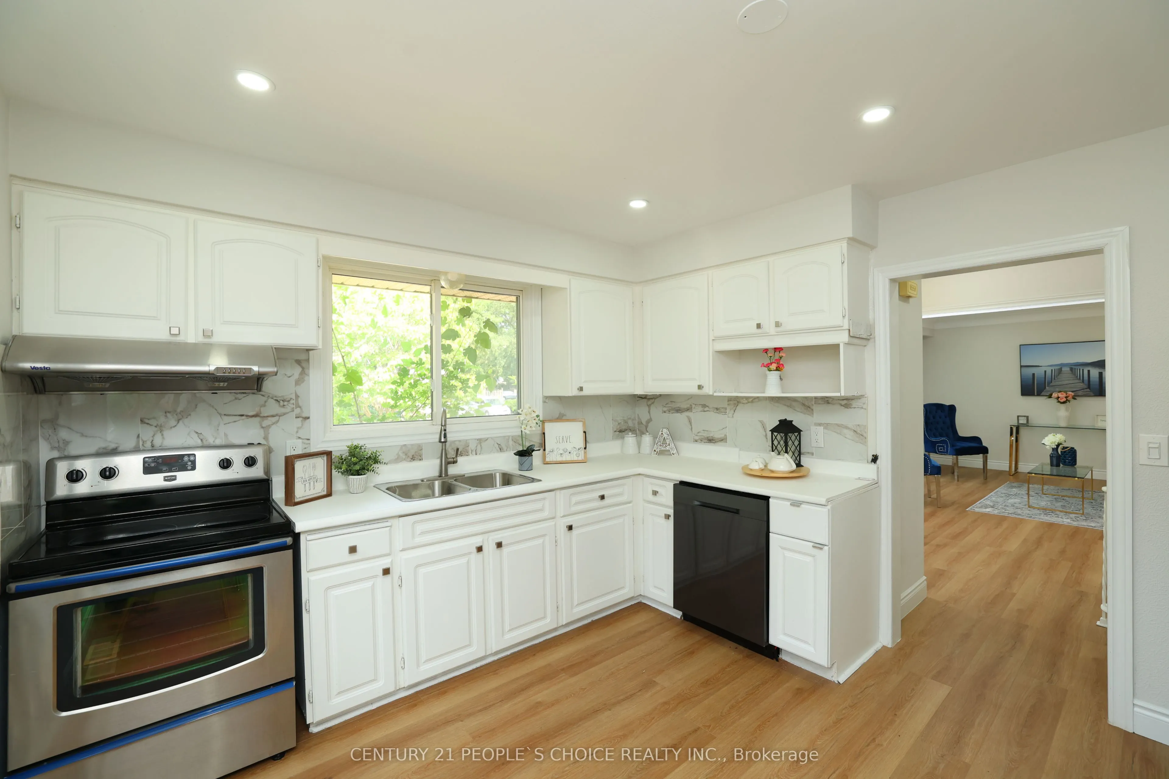 608 Thornwood Avenue