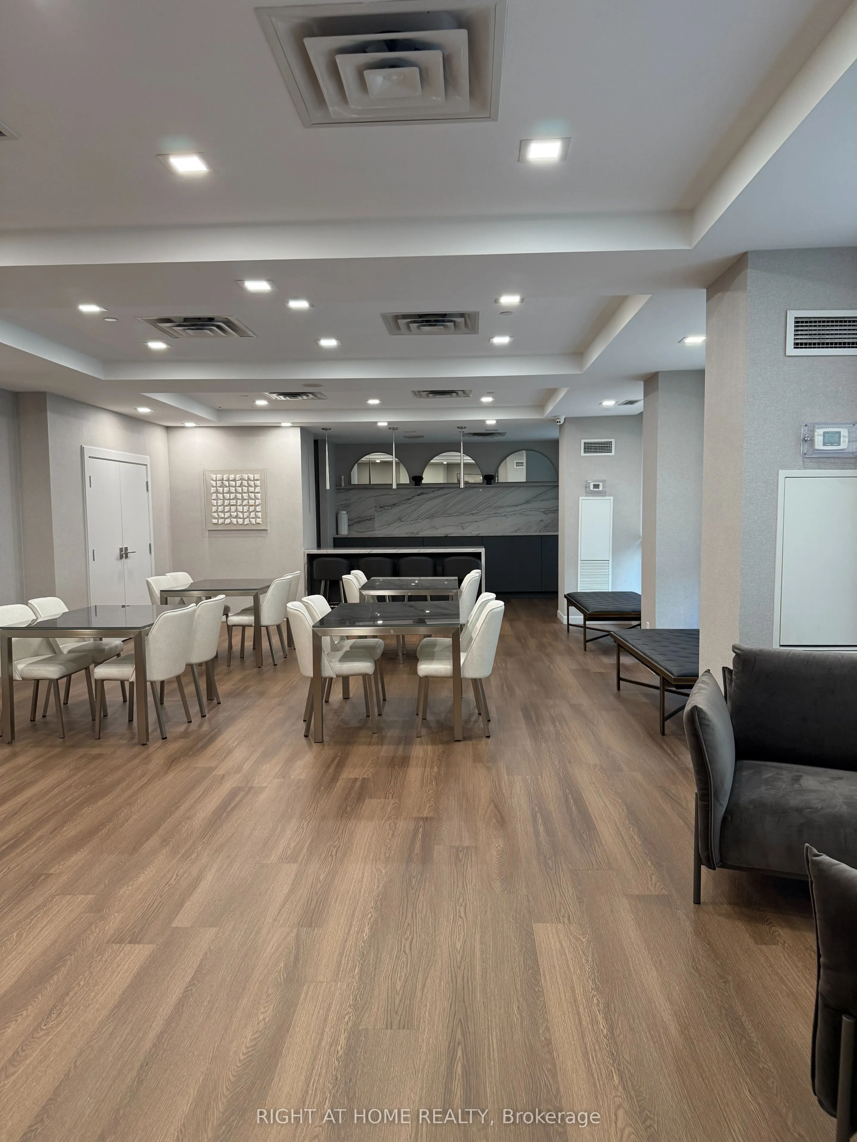 3 Michael Power Place, #2408