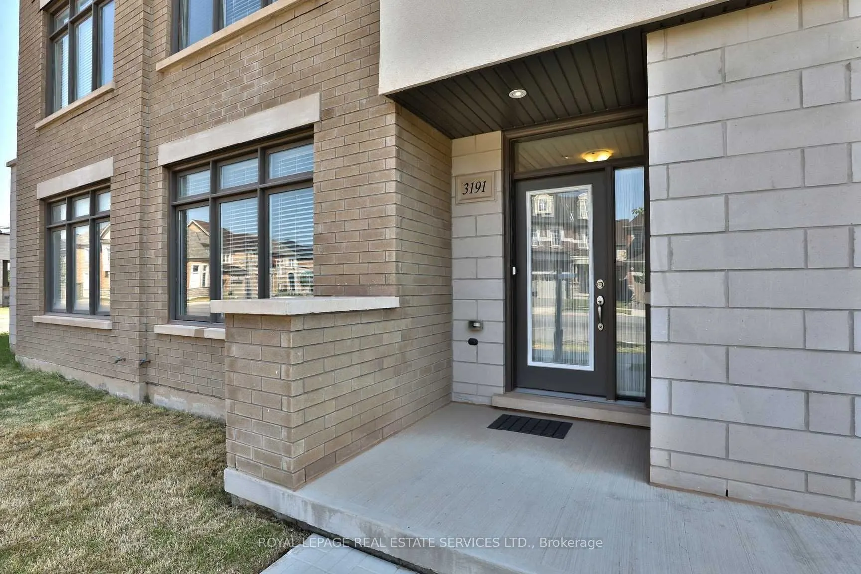 3191 Ernest Appelbe Boulevard