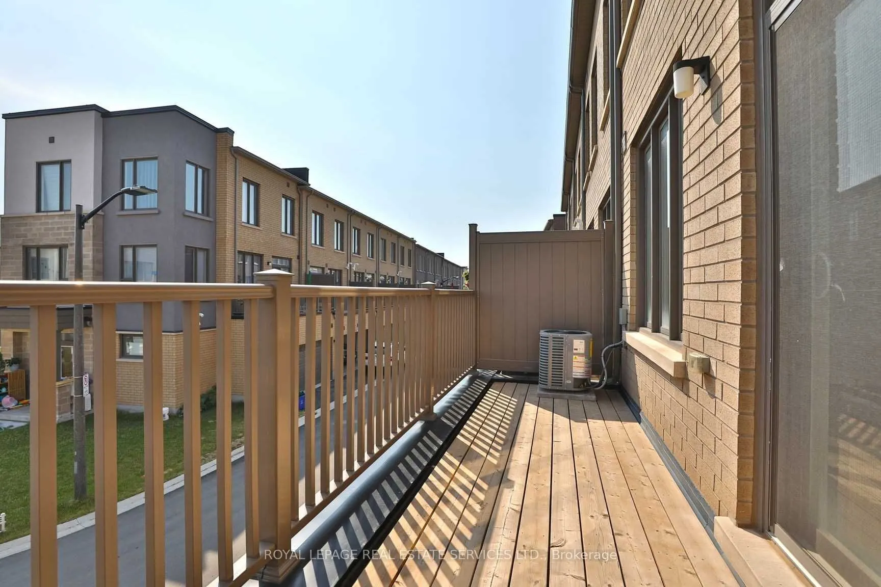 3191 Ernest Appelbe Boulevard