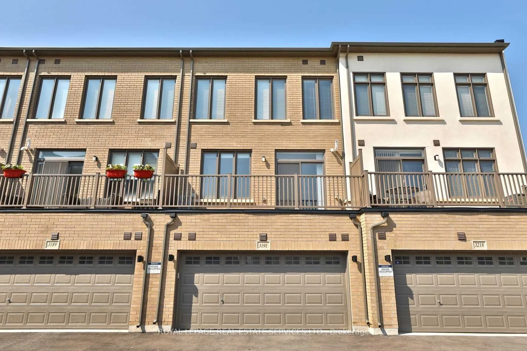 3191 Ernest Appelbe Boulevard