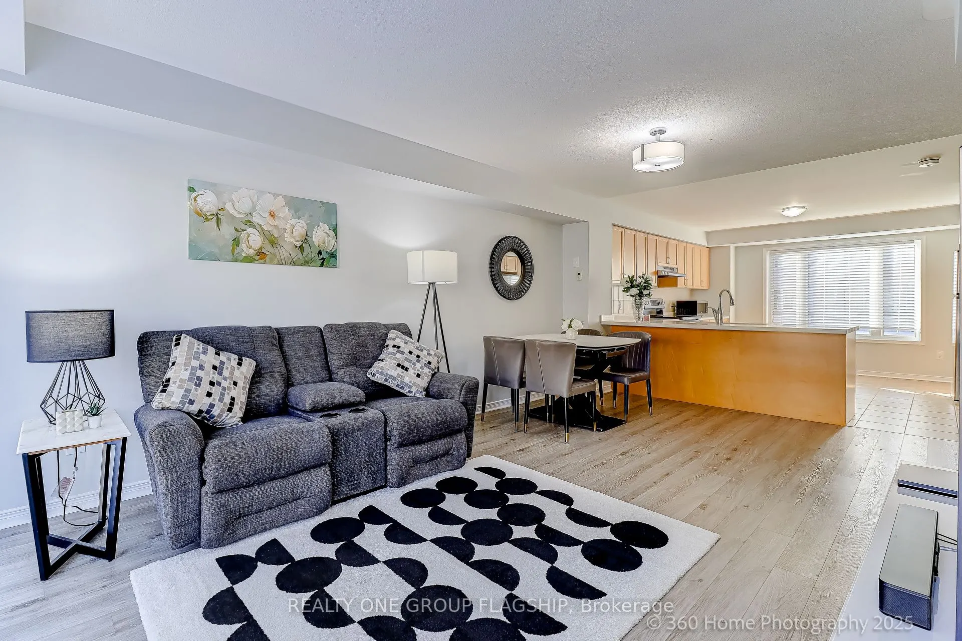 3050 Erin Centre Boulevard, #114