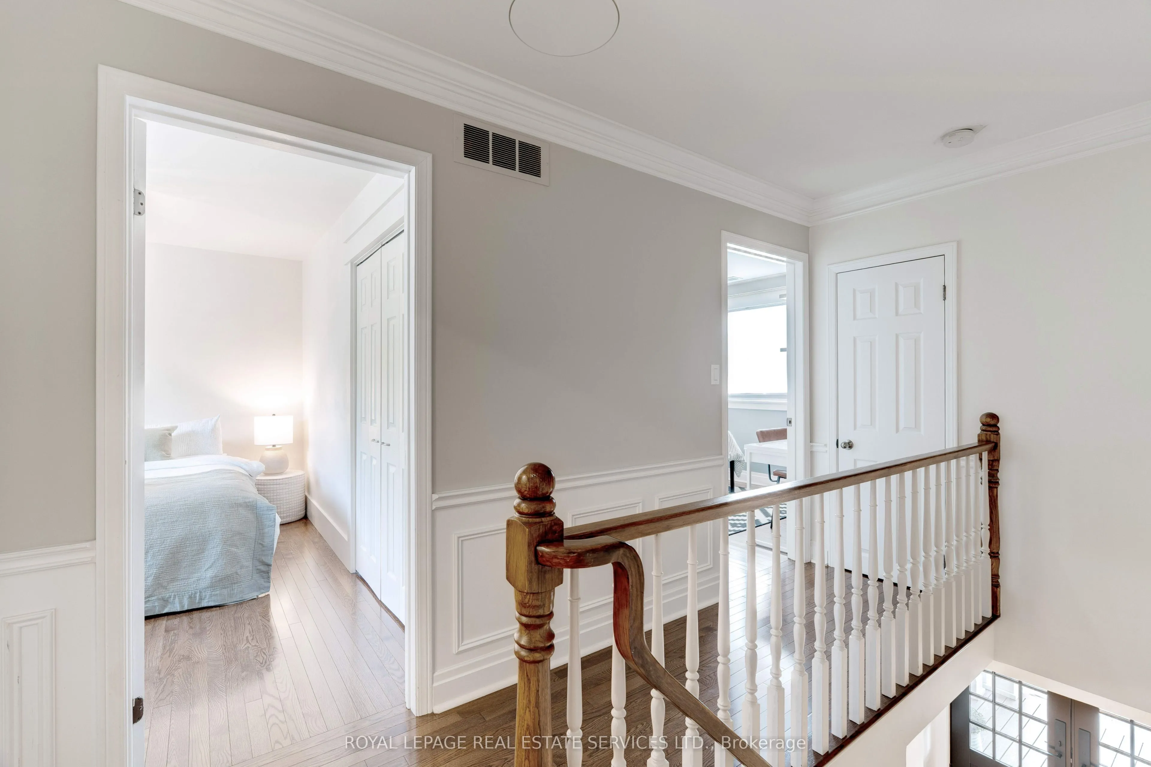 41 Fairwood Place E