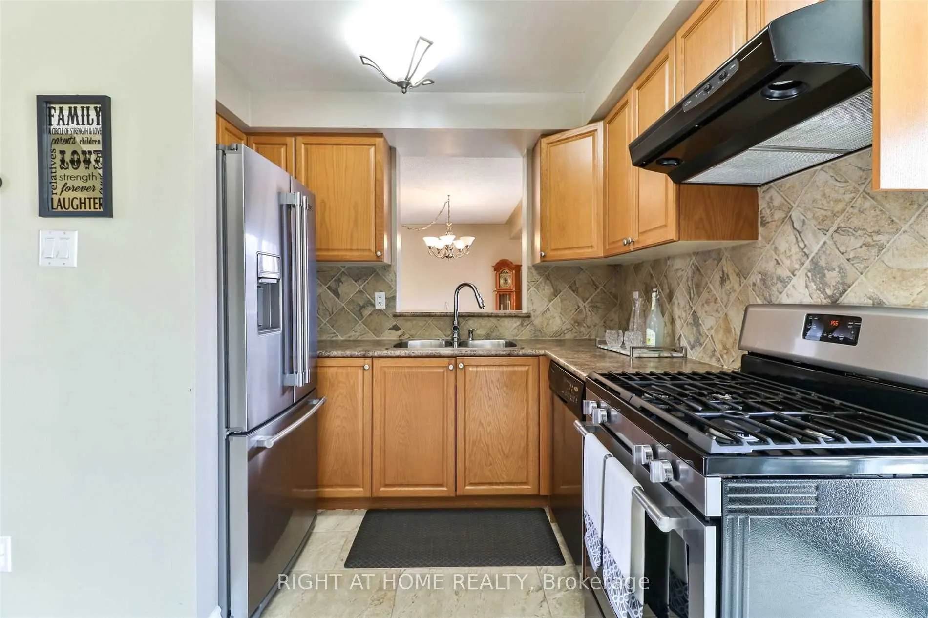 34 Drinkwater Road N