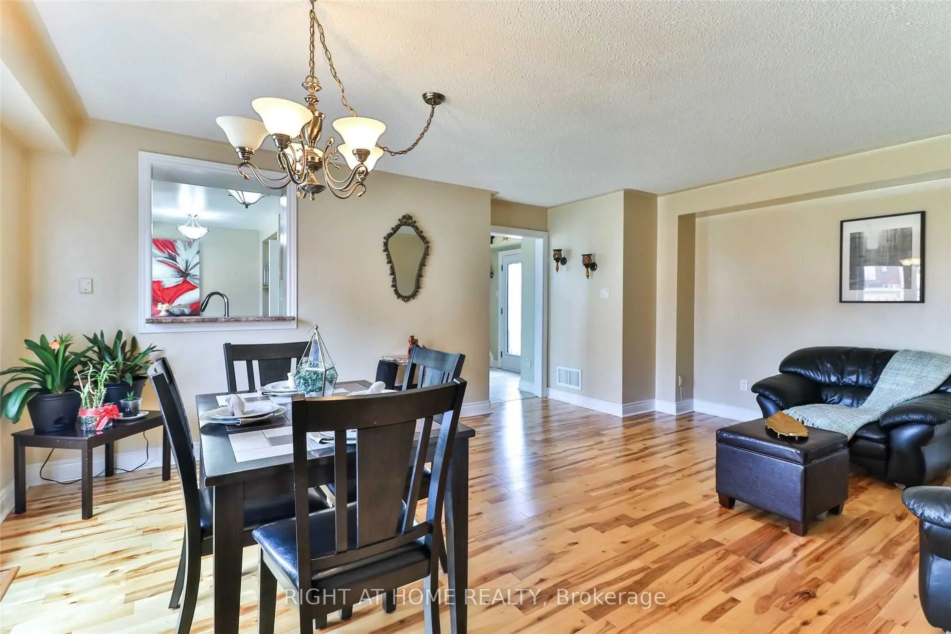 34 Drinkwater Road N