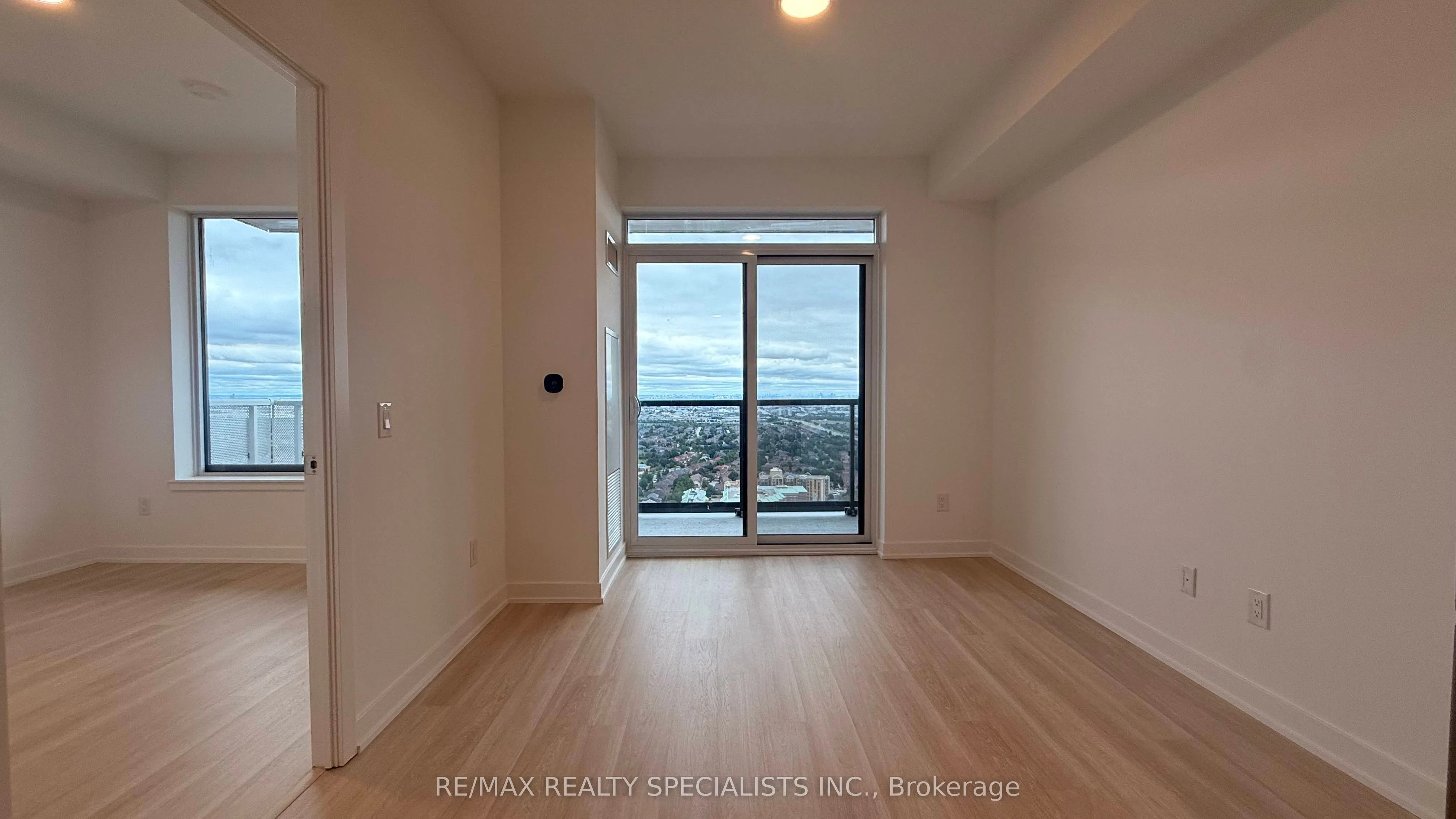 5105 Hurontario Street S, #2912
