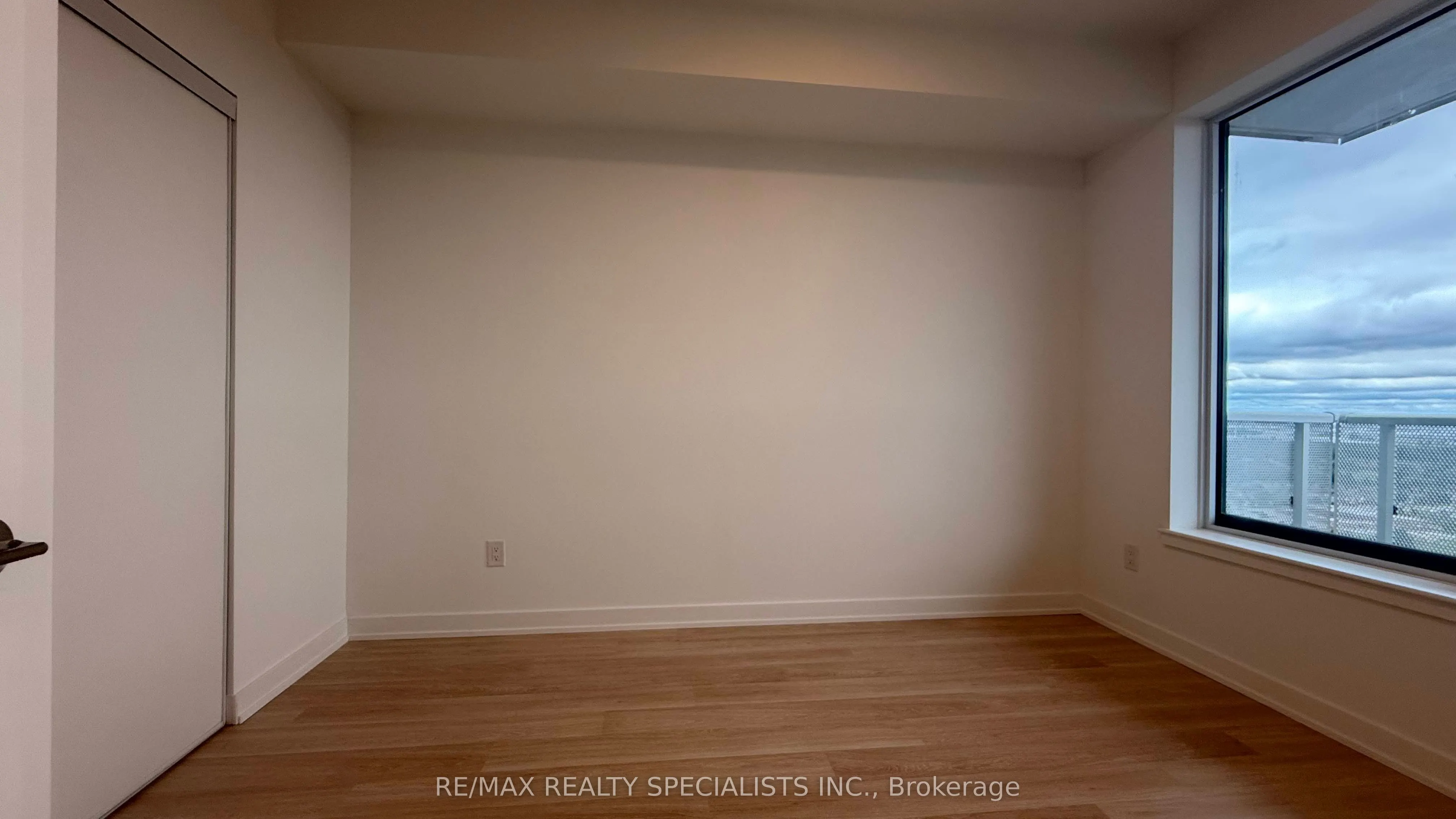 5105 Hurontario Street S, #2912