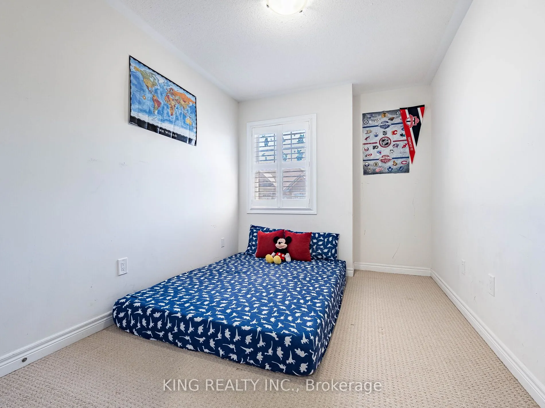 18 Ledger Point Crescent