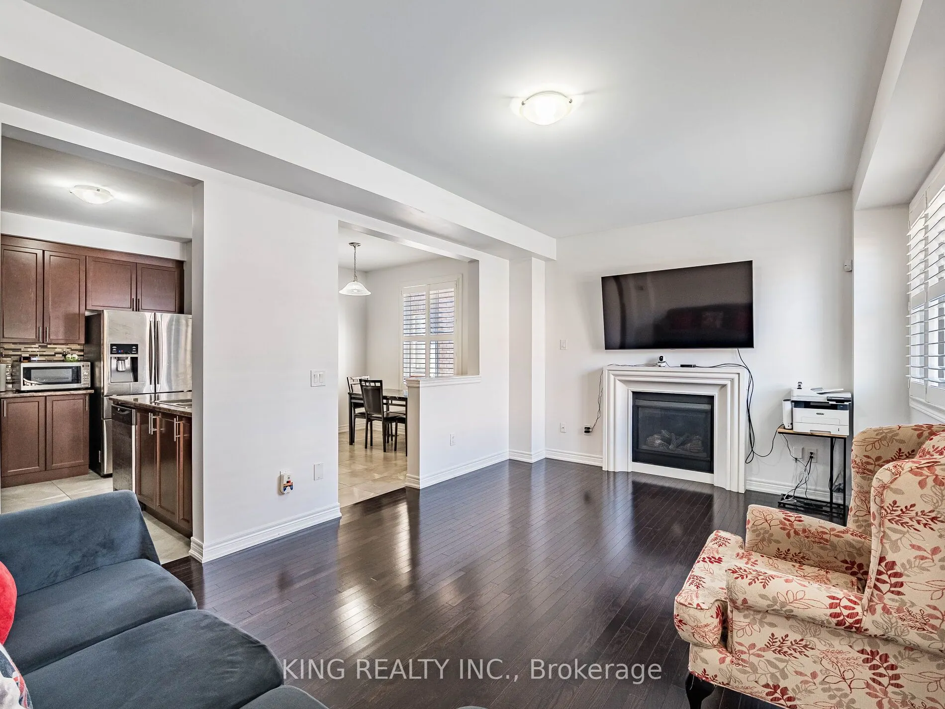 18 Ledger Point Crescent