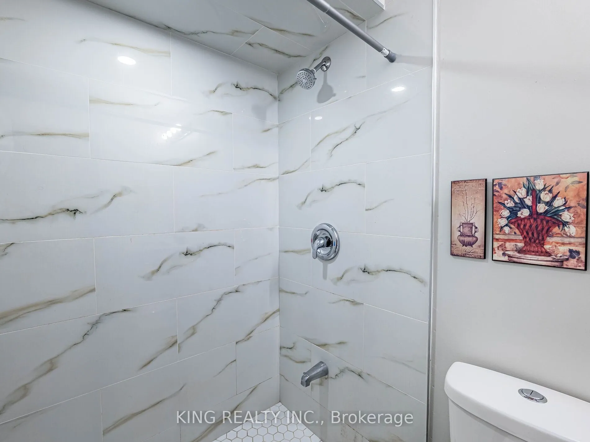 18 Ledger Point Crescent