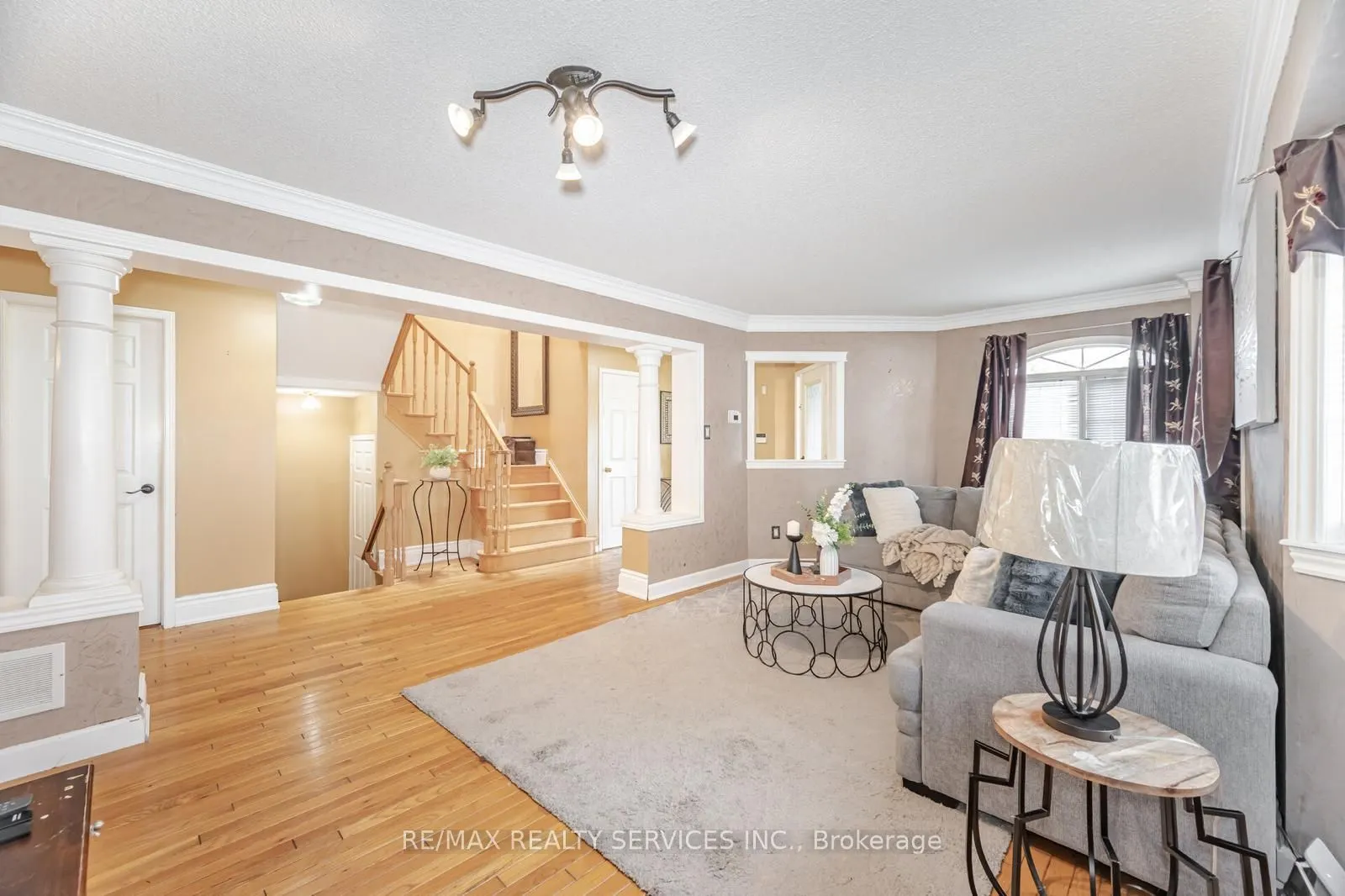 93 Alaskan Summit Court