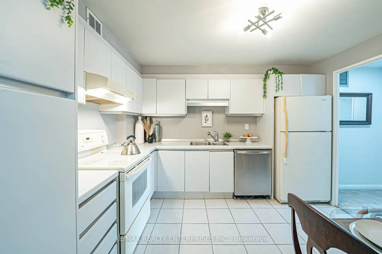 1400 Dixie Road, #408