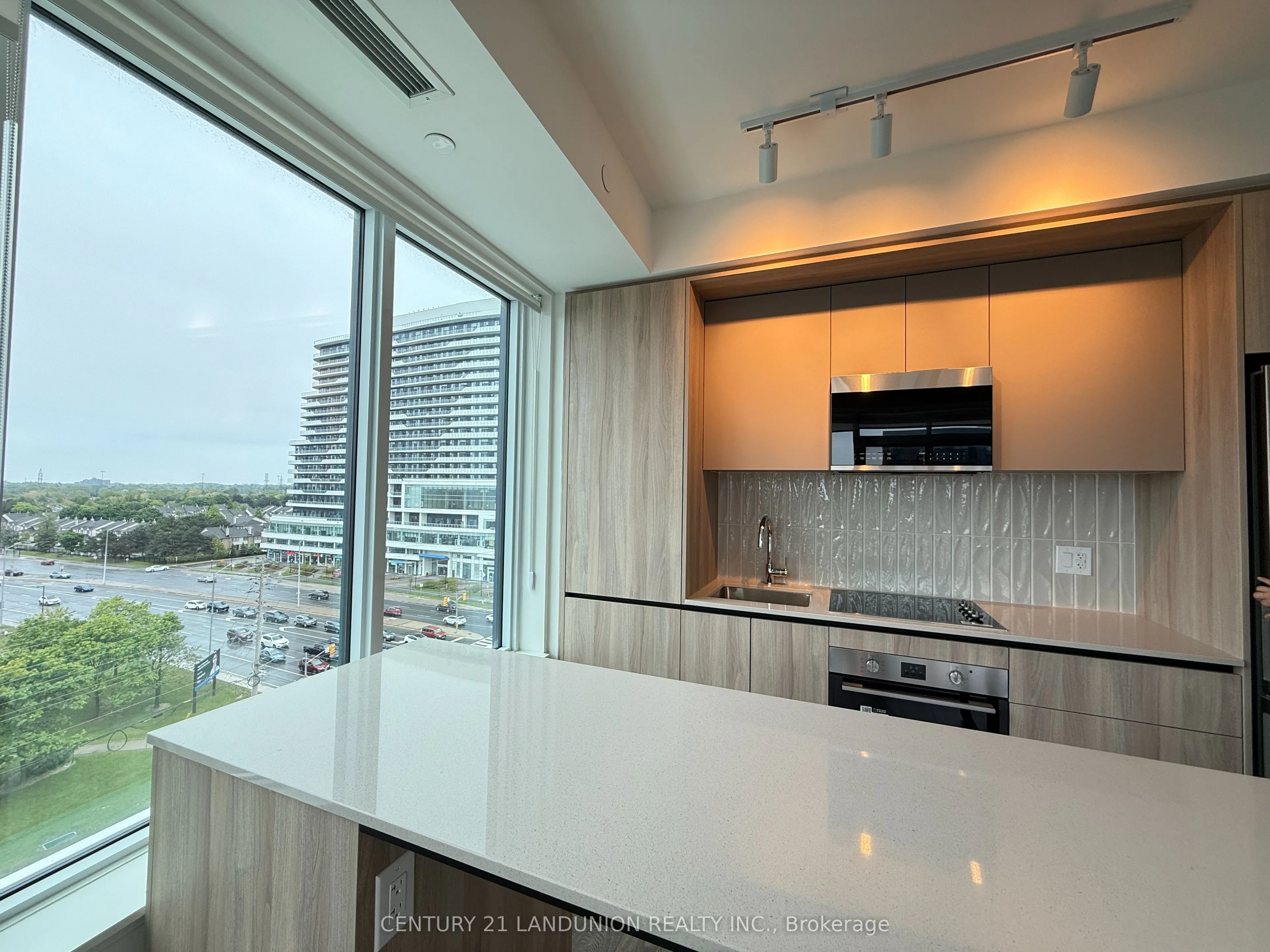 2485 Eglinton Avenue W, #917