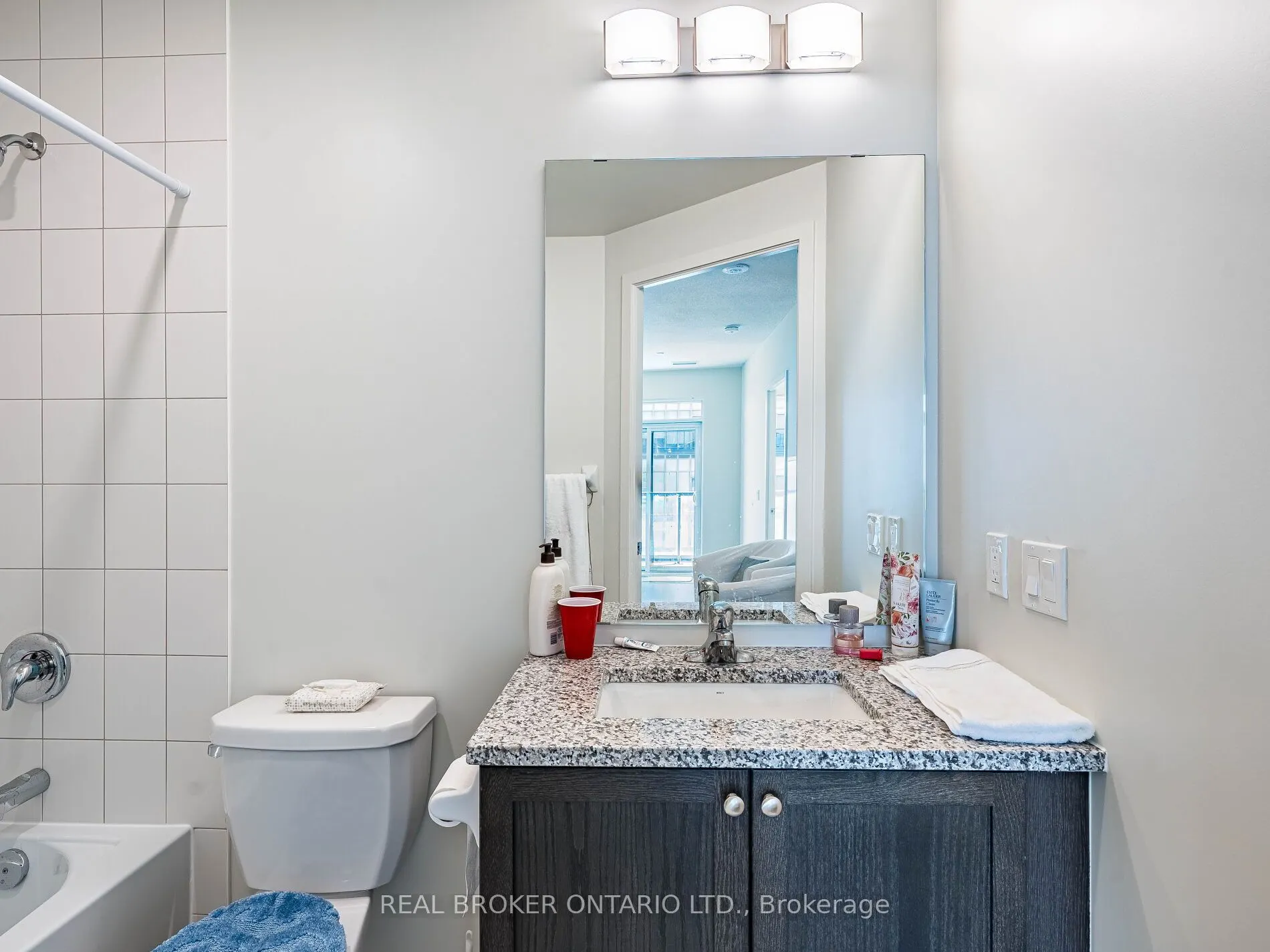 38 Annie Craig Drive S, #2906