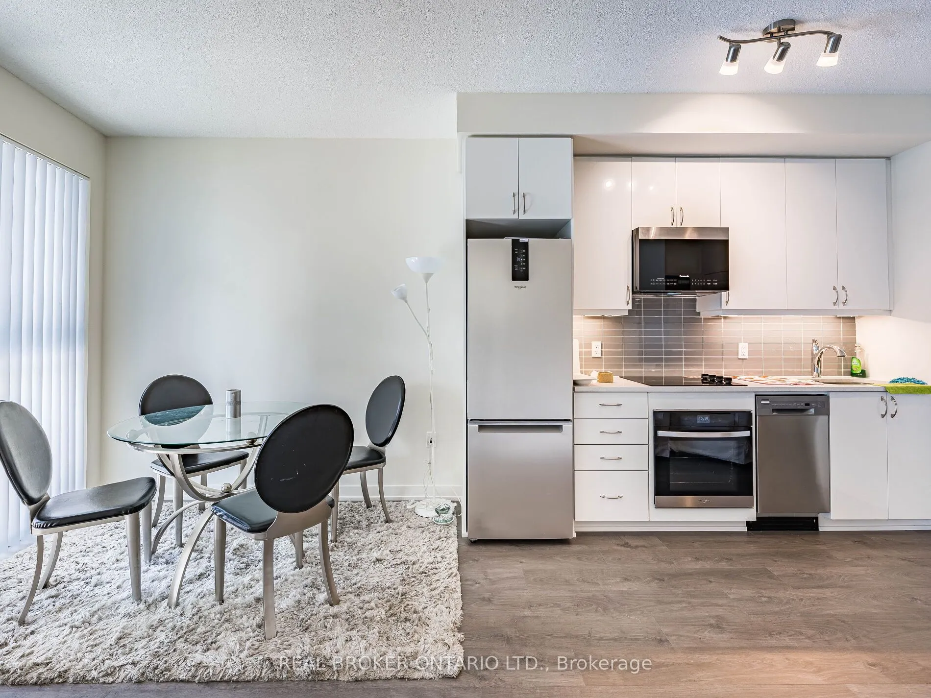 38 Annie Craig Drive S, #2906