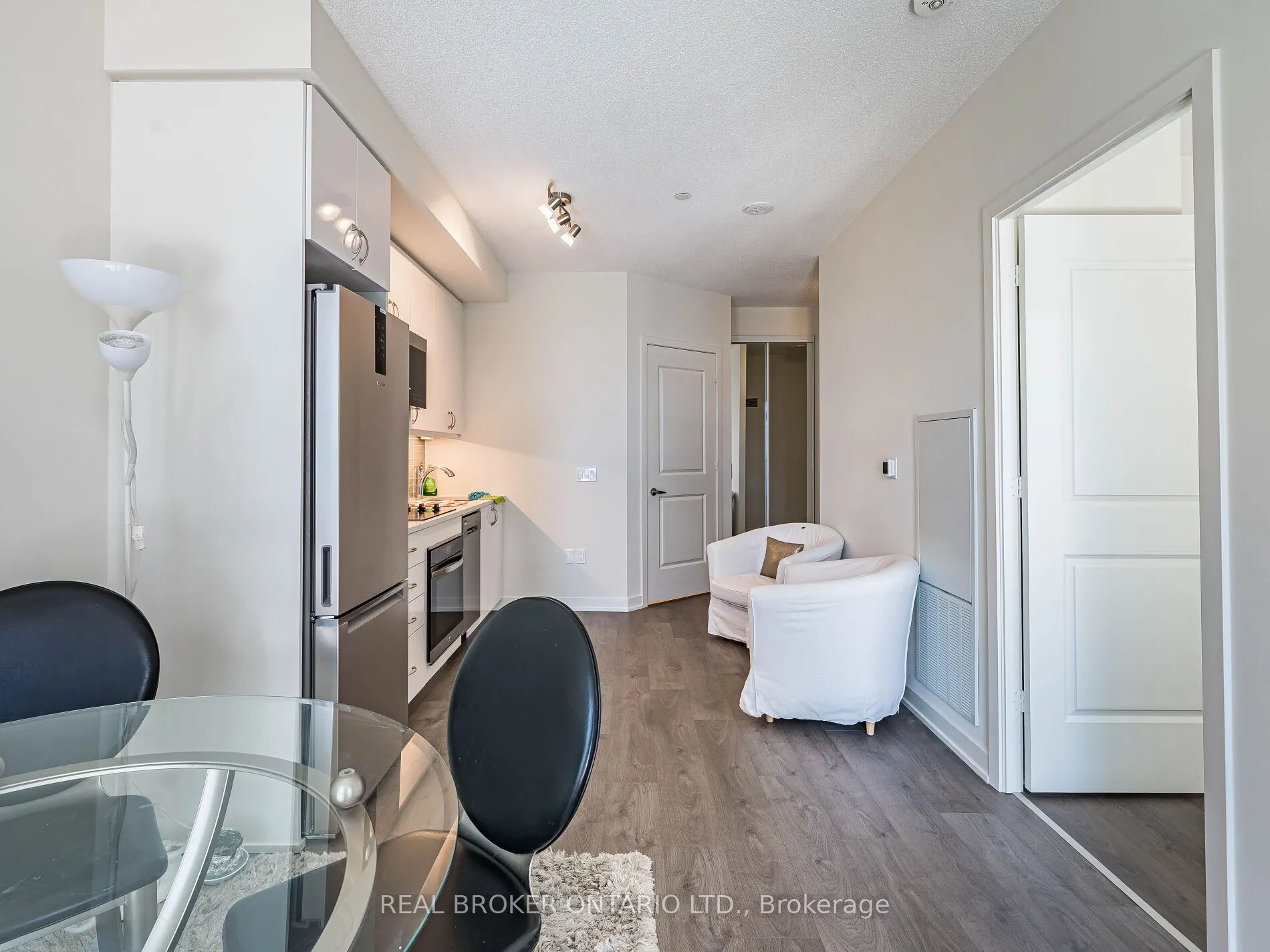 38 Annie Craig Drive S, #2906