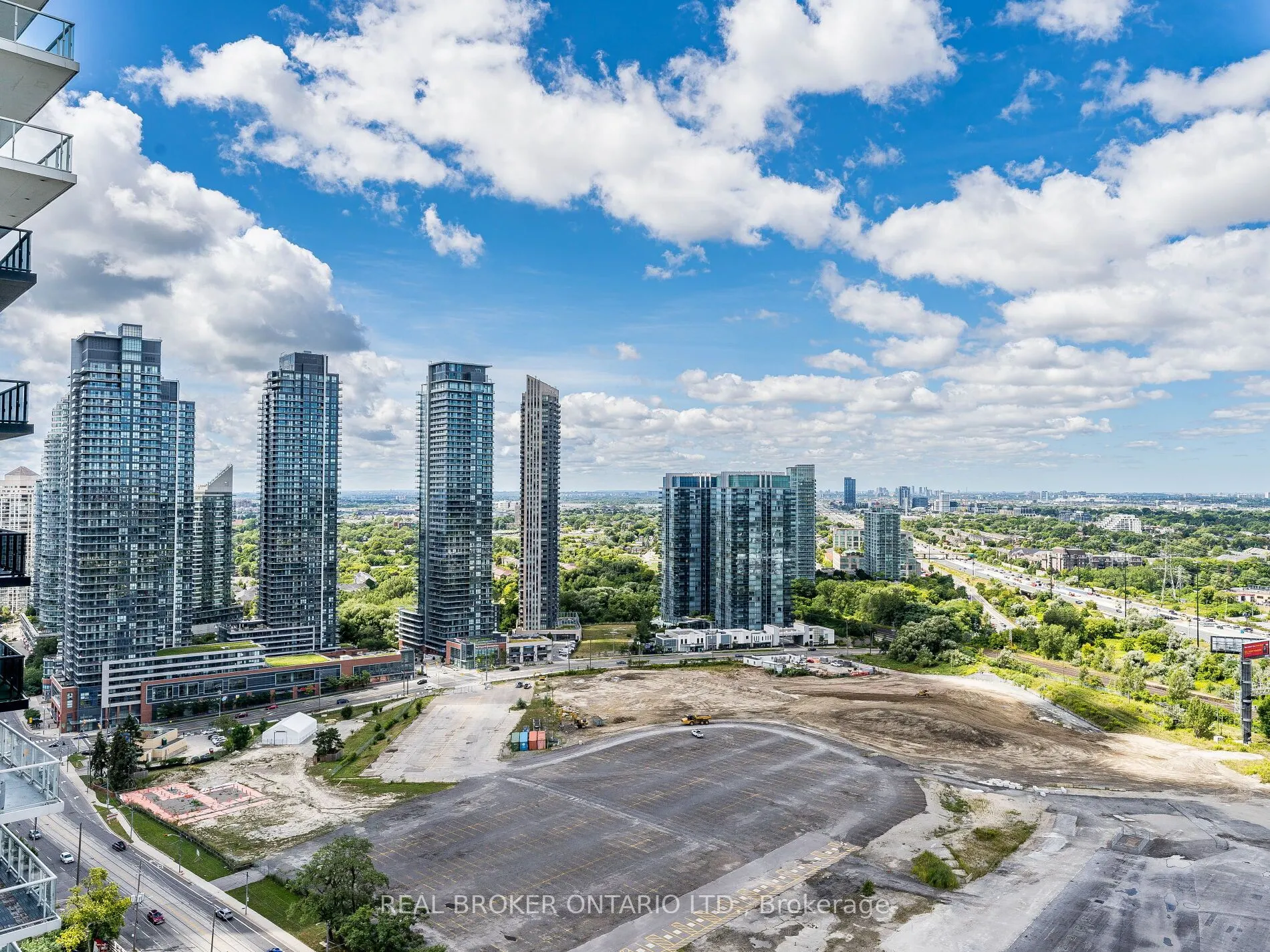 38 Annie Craig Drive S, #2906