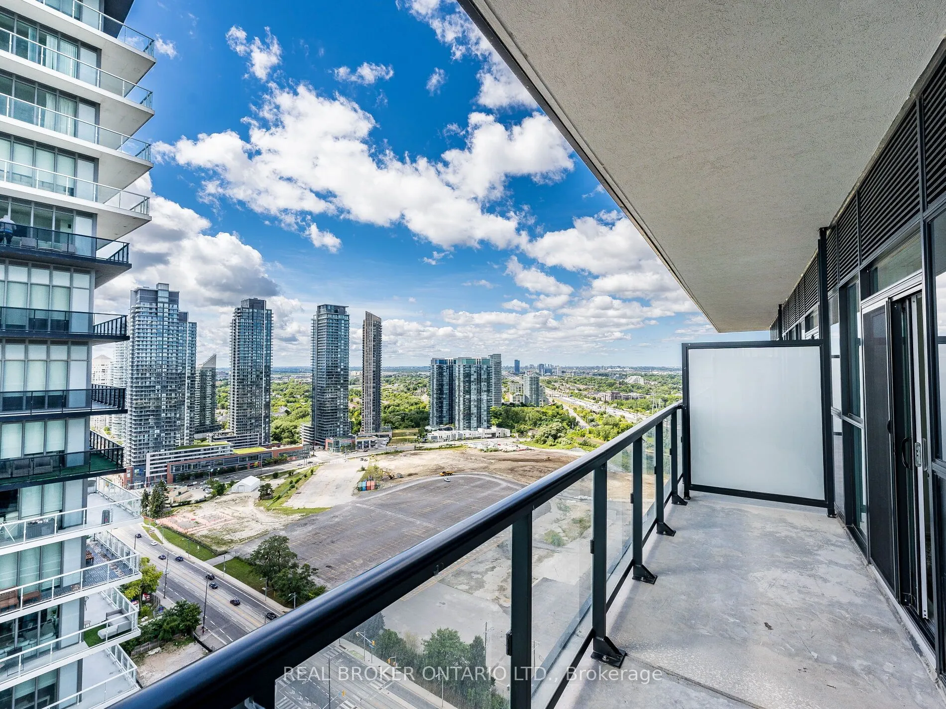 38 Annie Craig Drive S, #2906