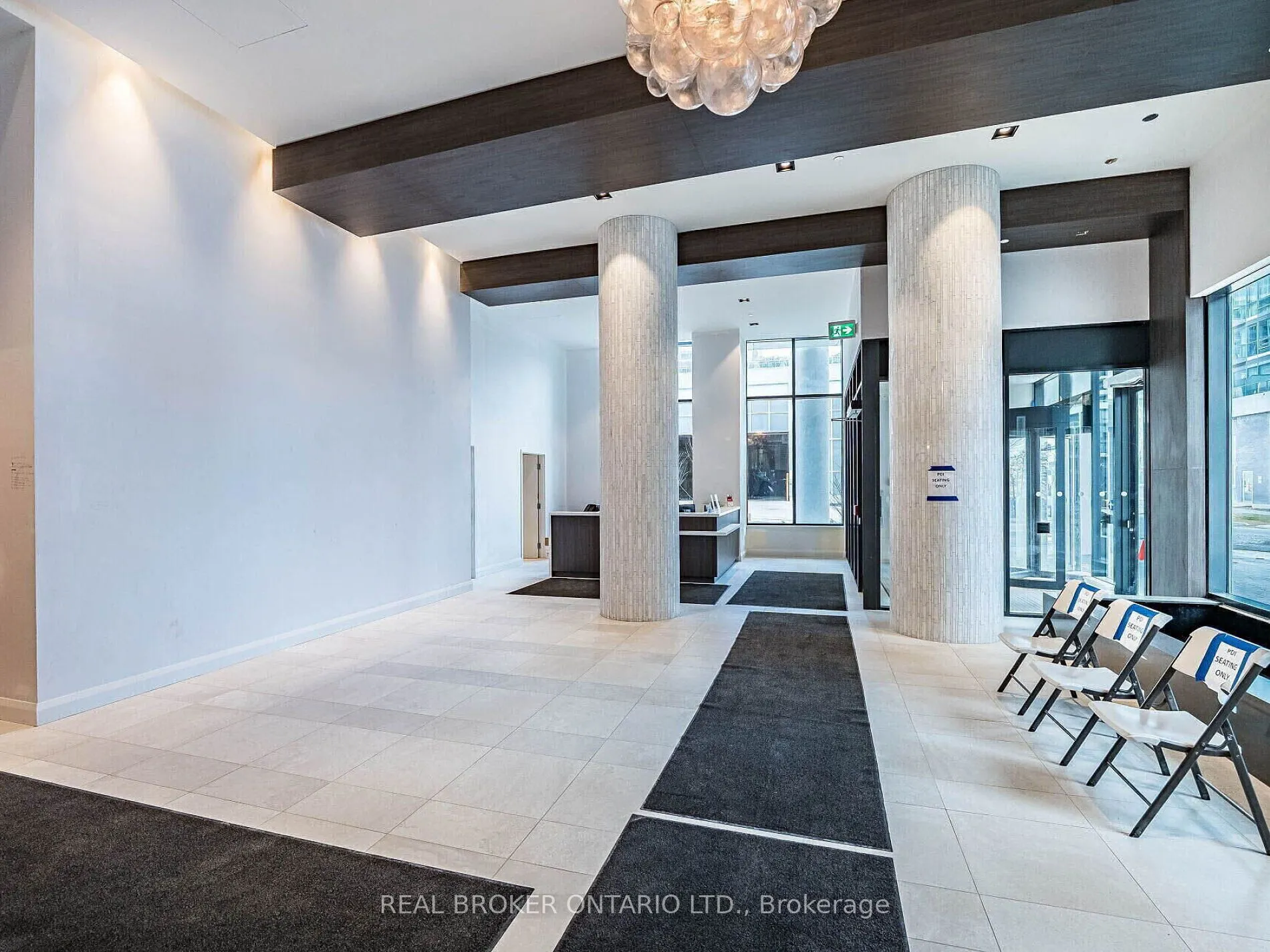 38 Annie Craig Drive S, #2906