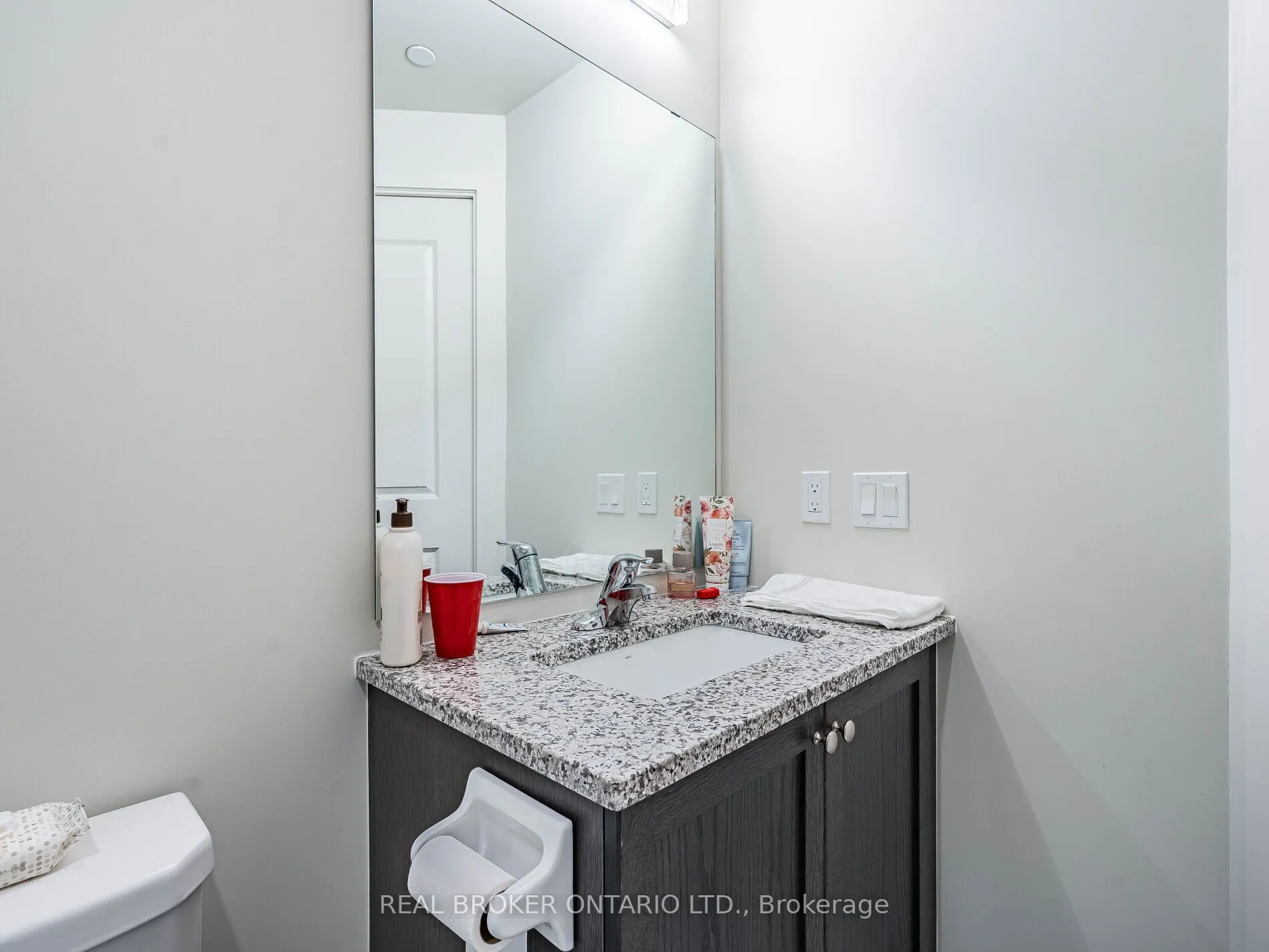 38 Annie Craig Drive S, #2906