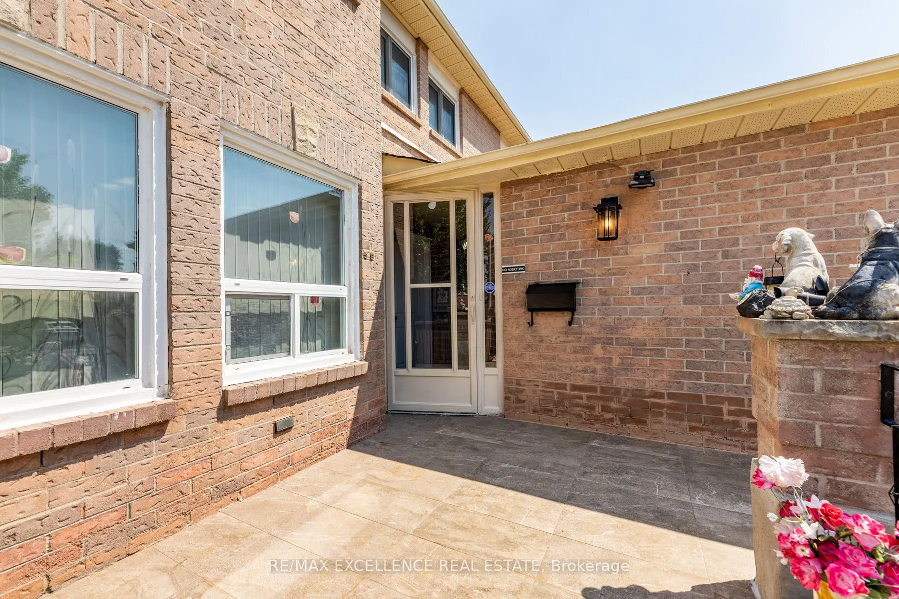 55 Atkins Circle