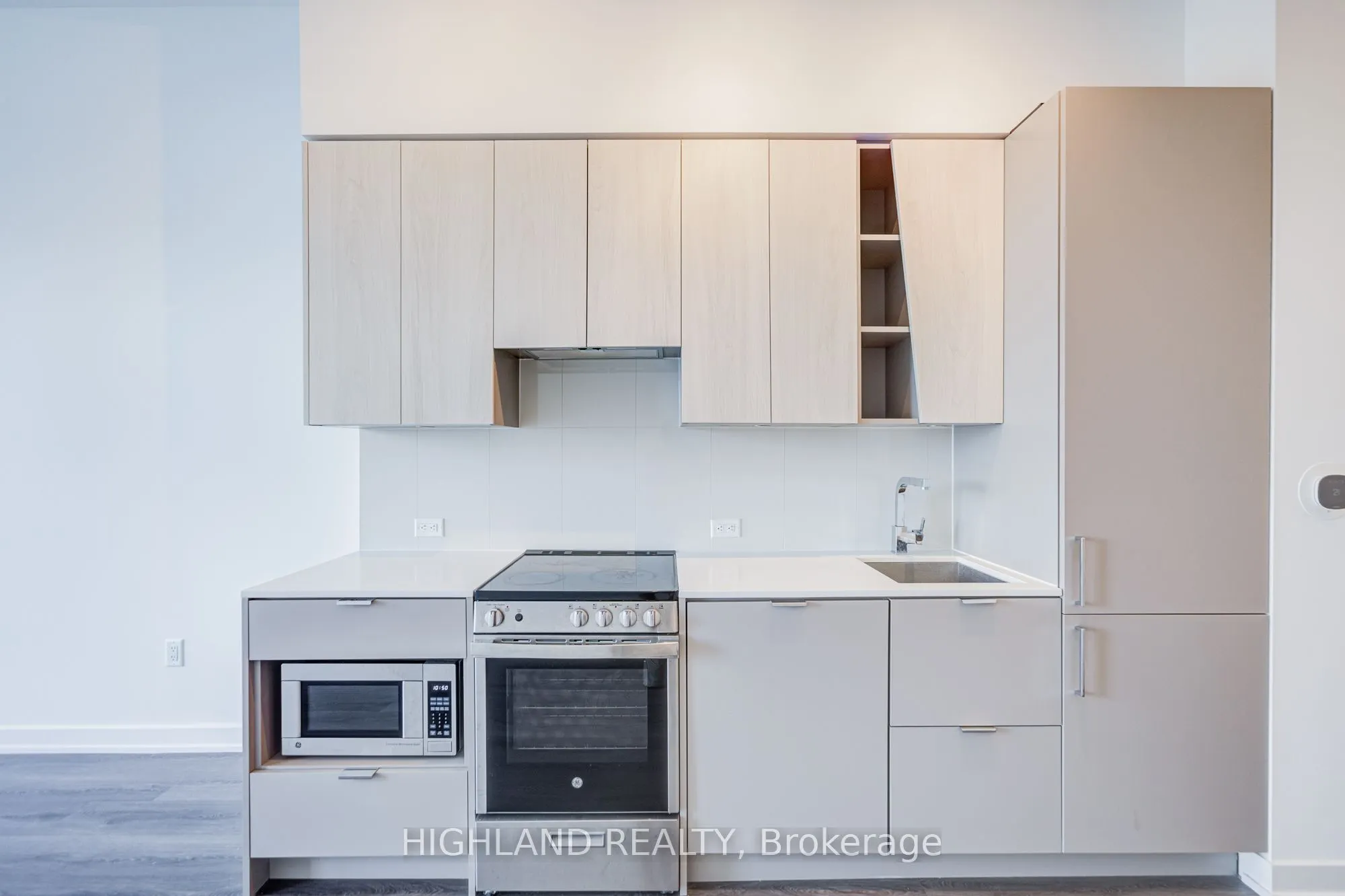 3883 Quartz Road, #603