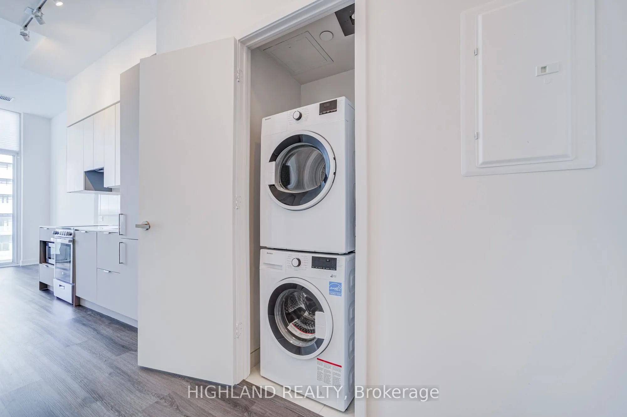 3883 Quartz Road, #603