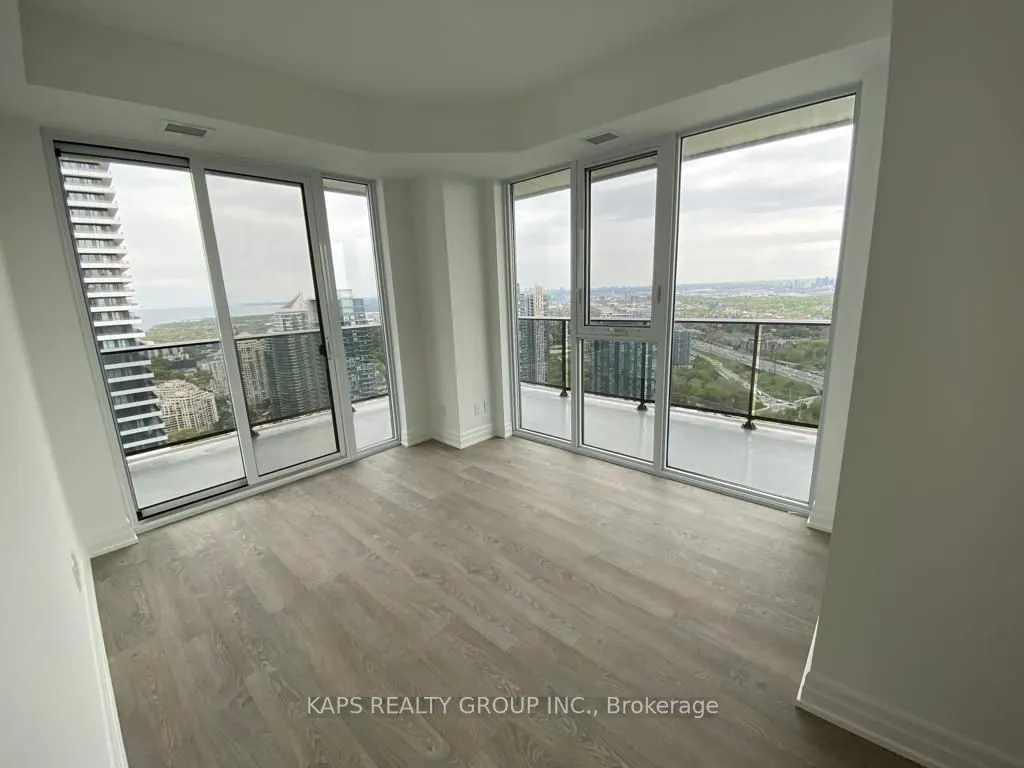 70 Annie Craig Drive, #4707