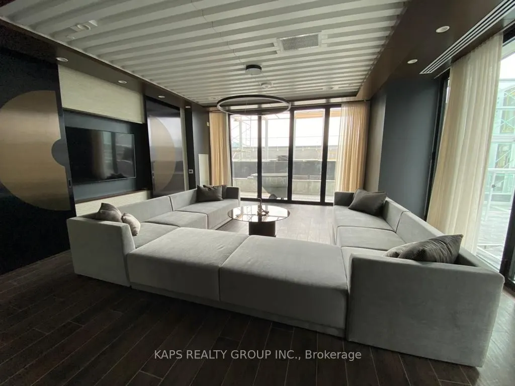 70 Annie Craig Drive, #4707
