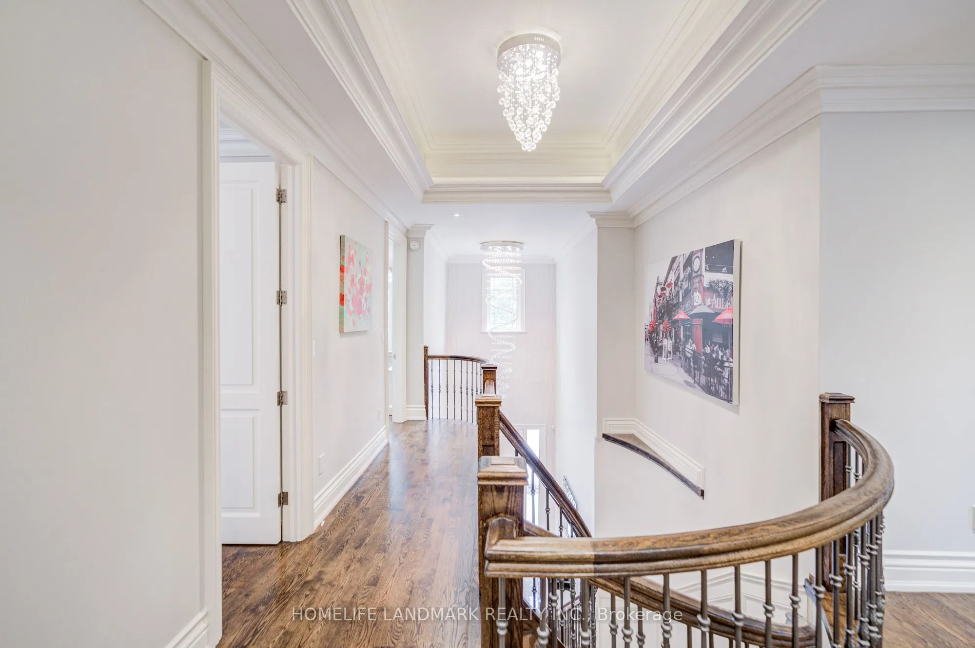 188 Mineola Road E