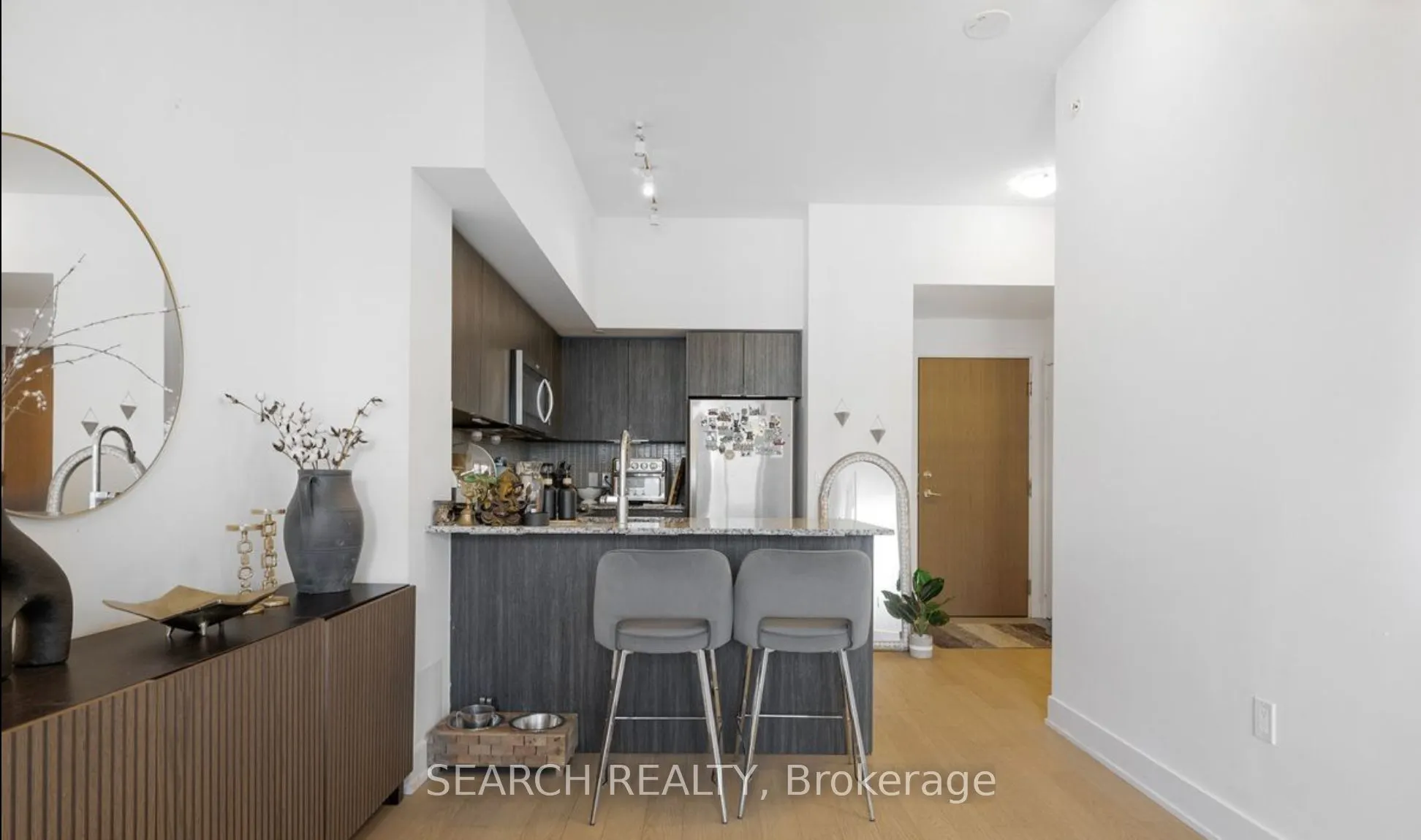 20 Shore Breeze Drive, #406