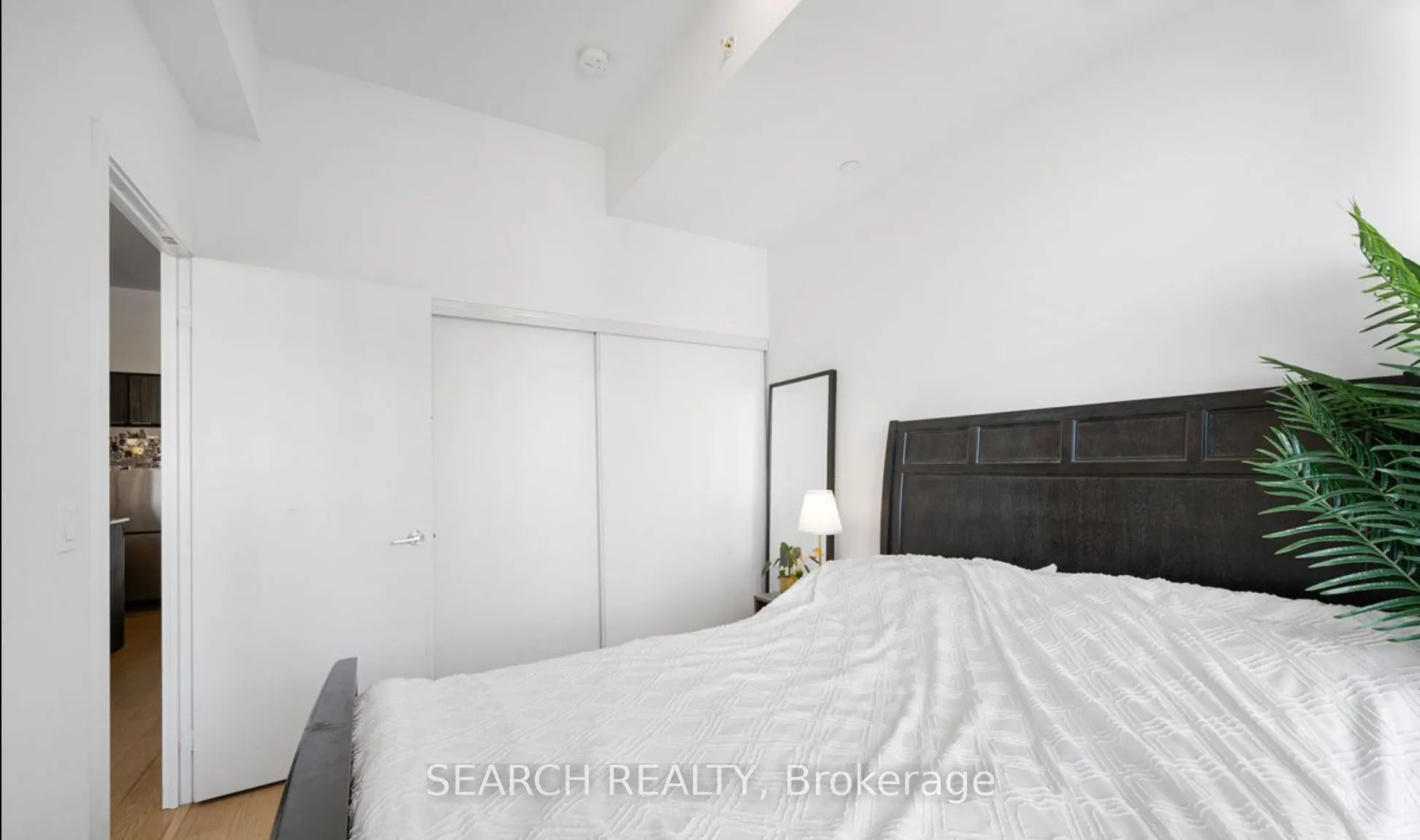 20 Shore Breeze Drive, #406